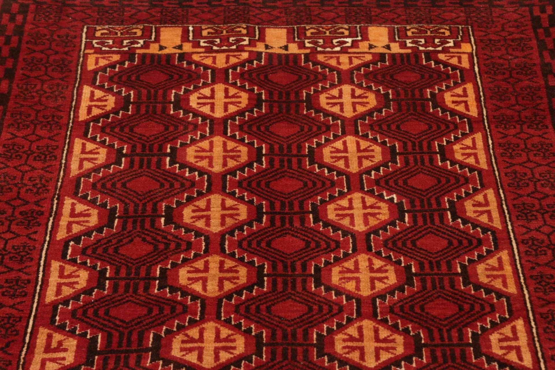 Perserteppich aus Iran, 106 × 201 cm