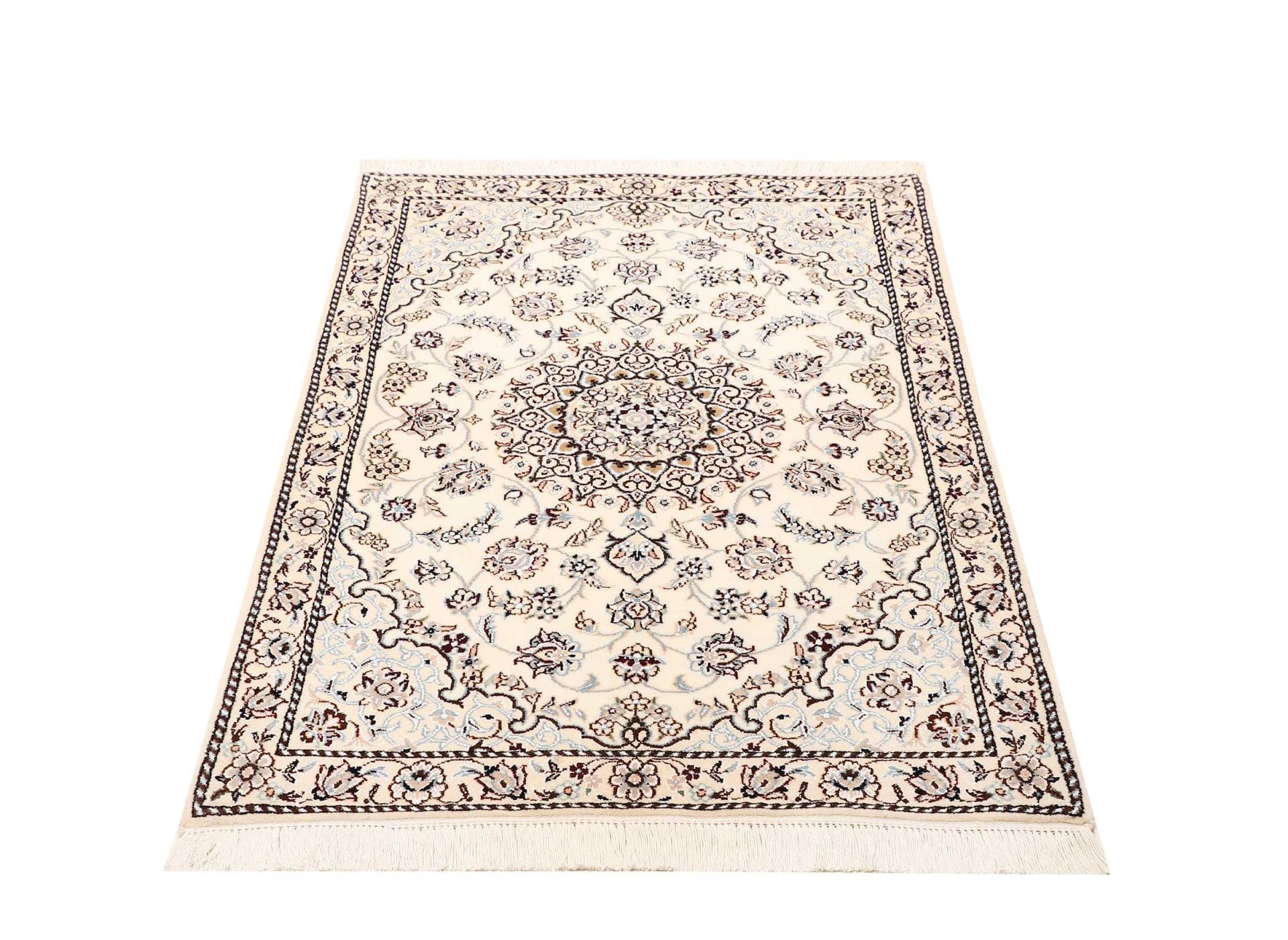 Nain Perserteppich aus Iran, 88 × 122 cm