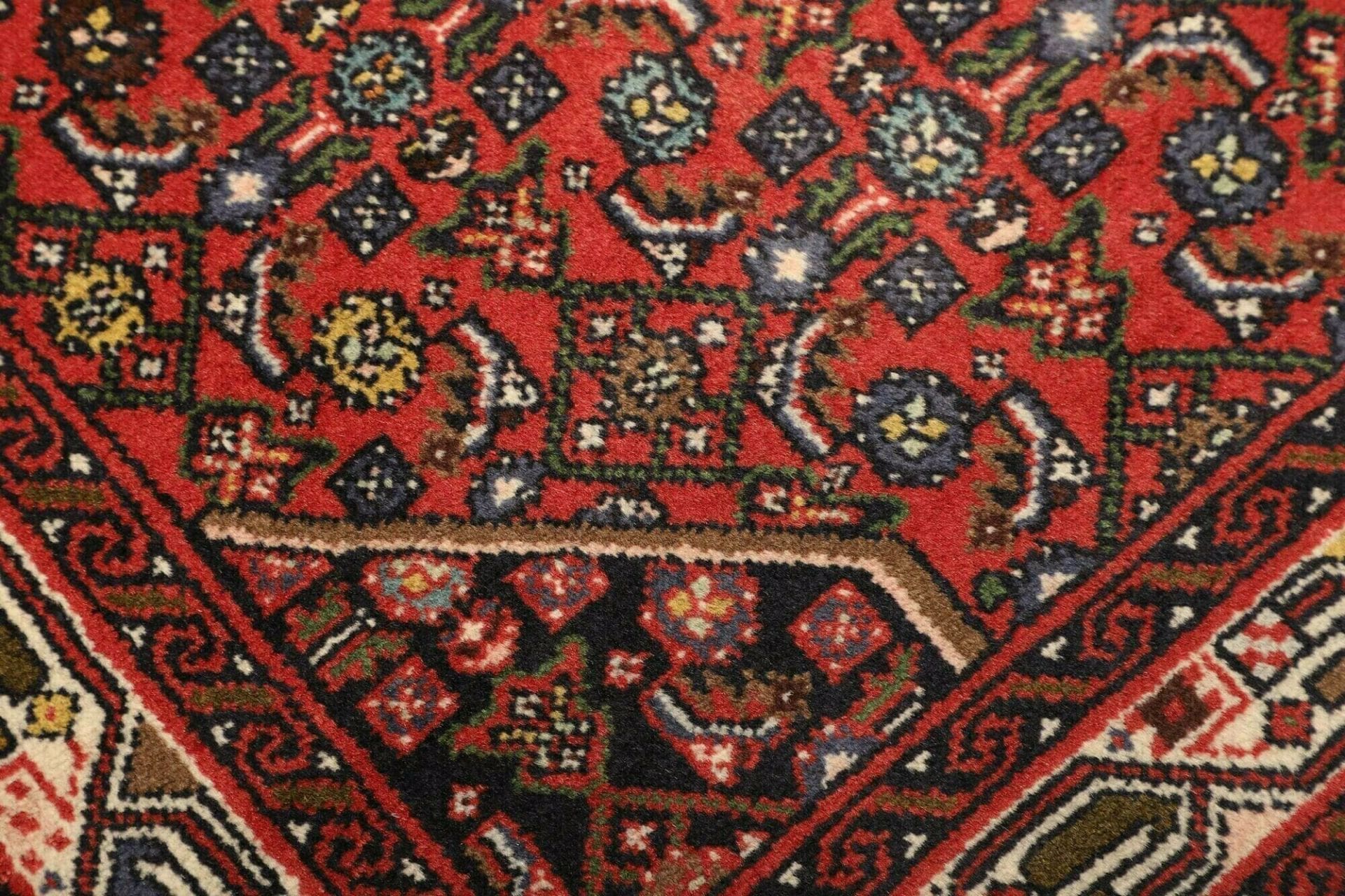 hamadan-teppich-80-x-134cm-herati-muster-schurwolle-handgeknupft-5 Handgeknüpfter Hamadan Herati Perserteppich 80 × 134 cm