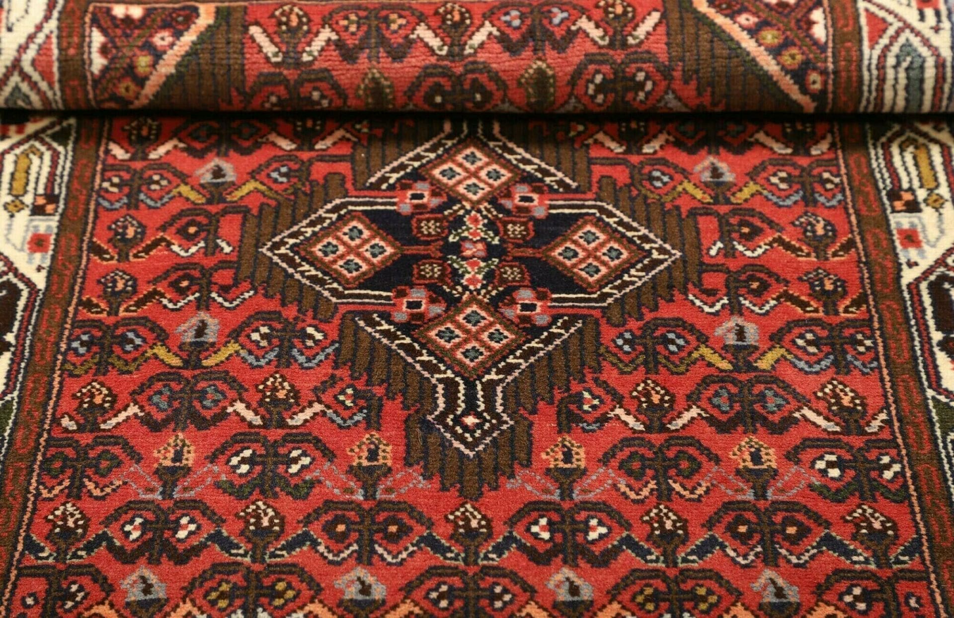 hamadan-teppich-83-x-130cm-schurwolle-herati-muster-handgeknupft-7 Handgeknüpfter Hamadan Herati Perserteppich, 83 × 130 cm, Wolle