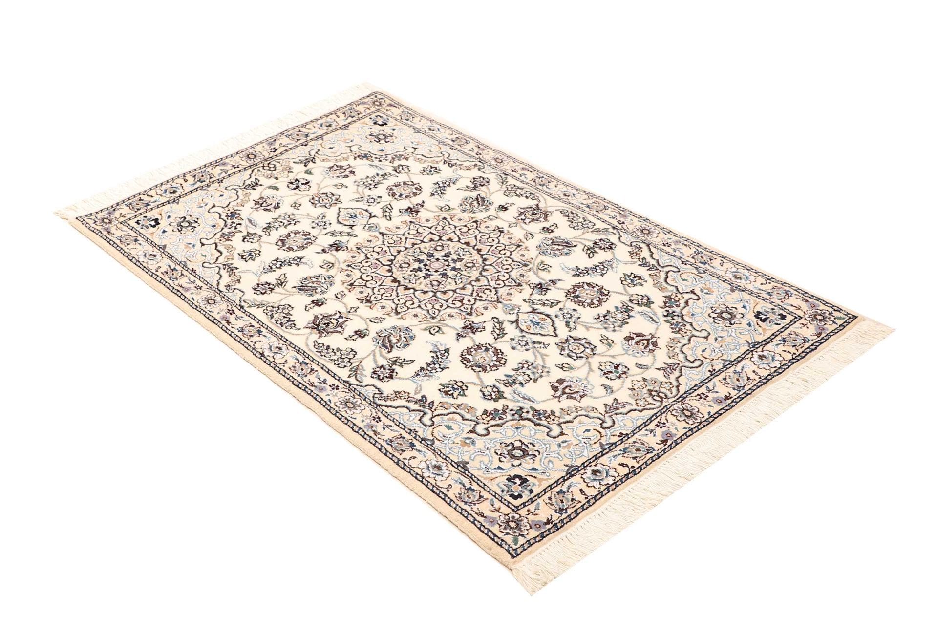 Handgeknüpfter Nain Perserteppich 83 × 119 cm
