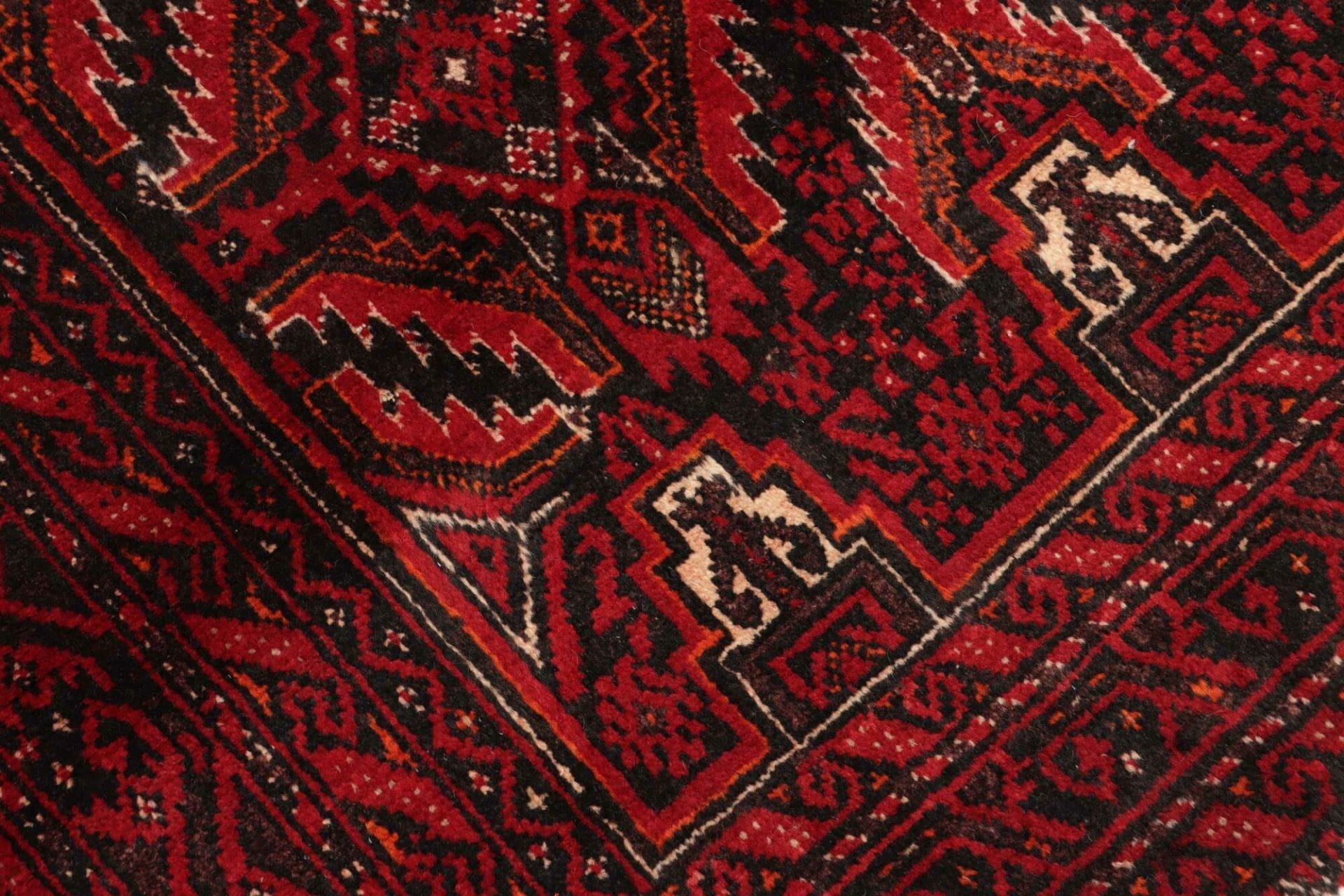 Nain Perserteppich 107 × 190 cm aus Wolle, handgeknüpft