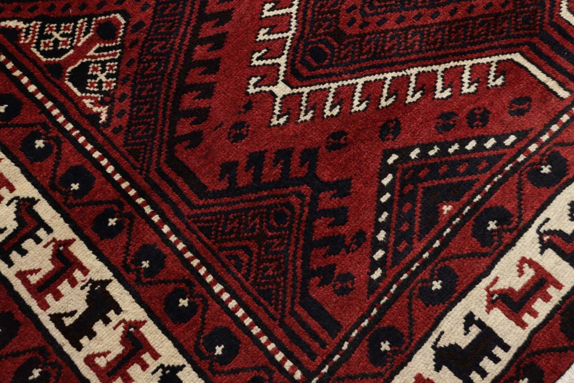lori-orientteppich-183-x-260cm-geometrisches-muster-handgeknupft-5 Loribaft Perserteppich 183 × 260 cm aus Wolle, handgeknüpft