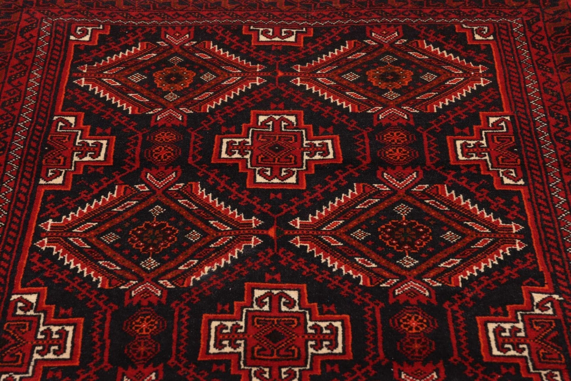 Handgeknüpfter Perserteppich, 113 × 202 cm, Wolle