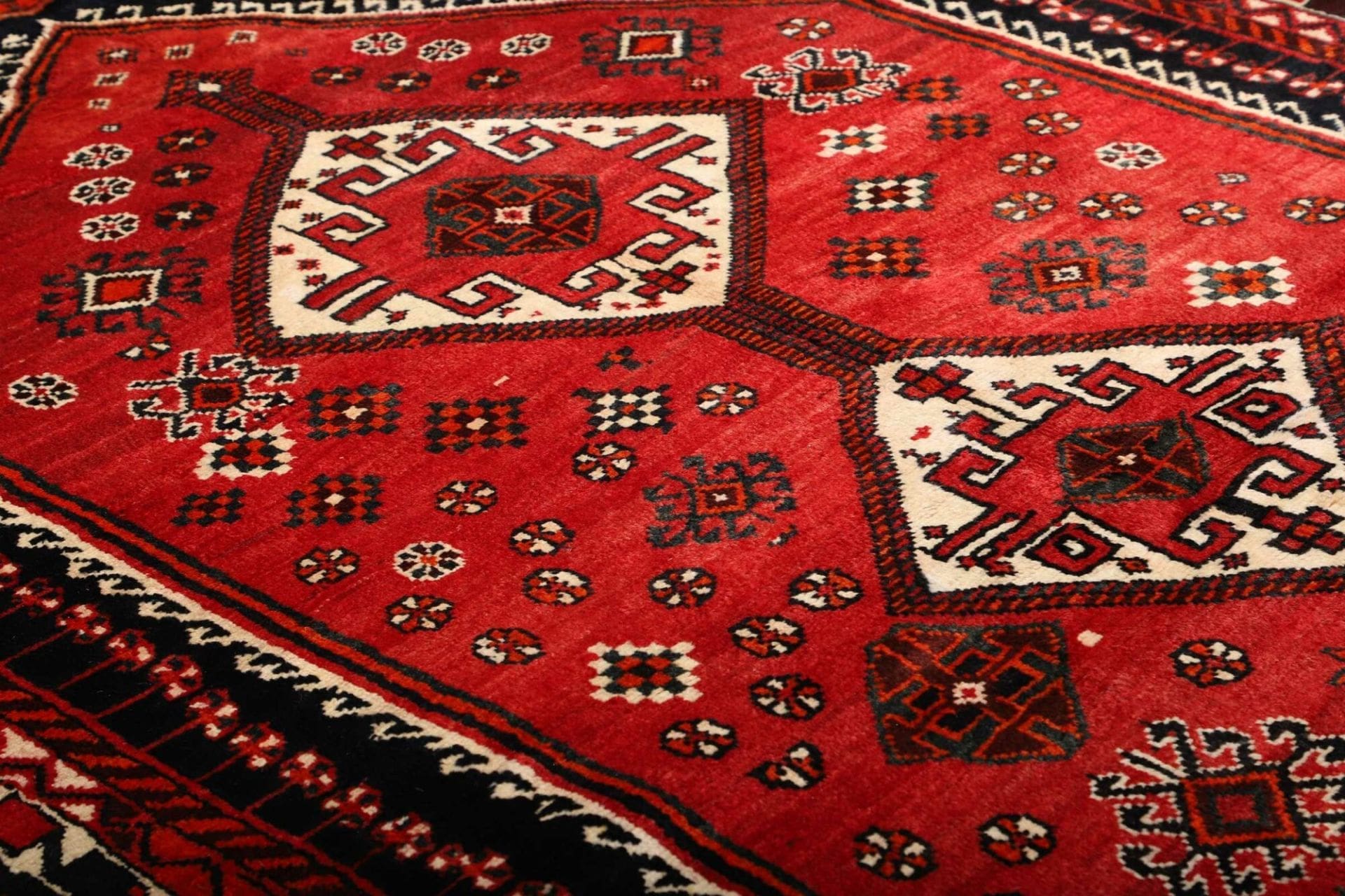 Shiraz Perserteppich 163 × 279 cm aus Wolle, handgeknüpft