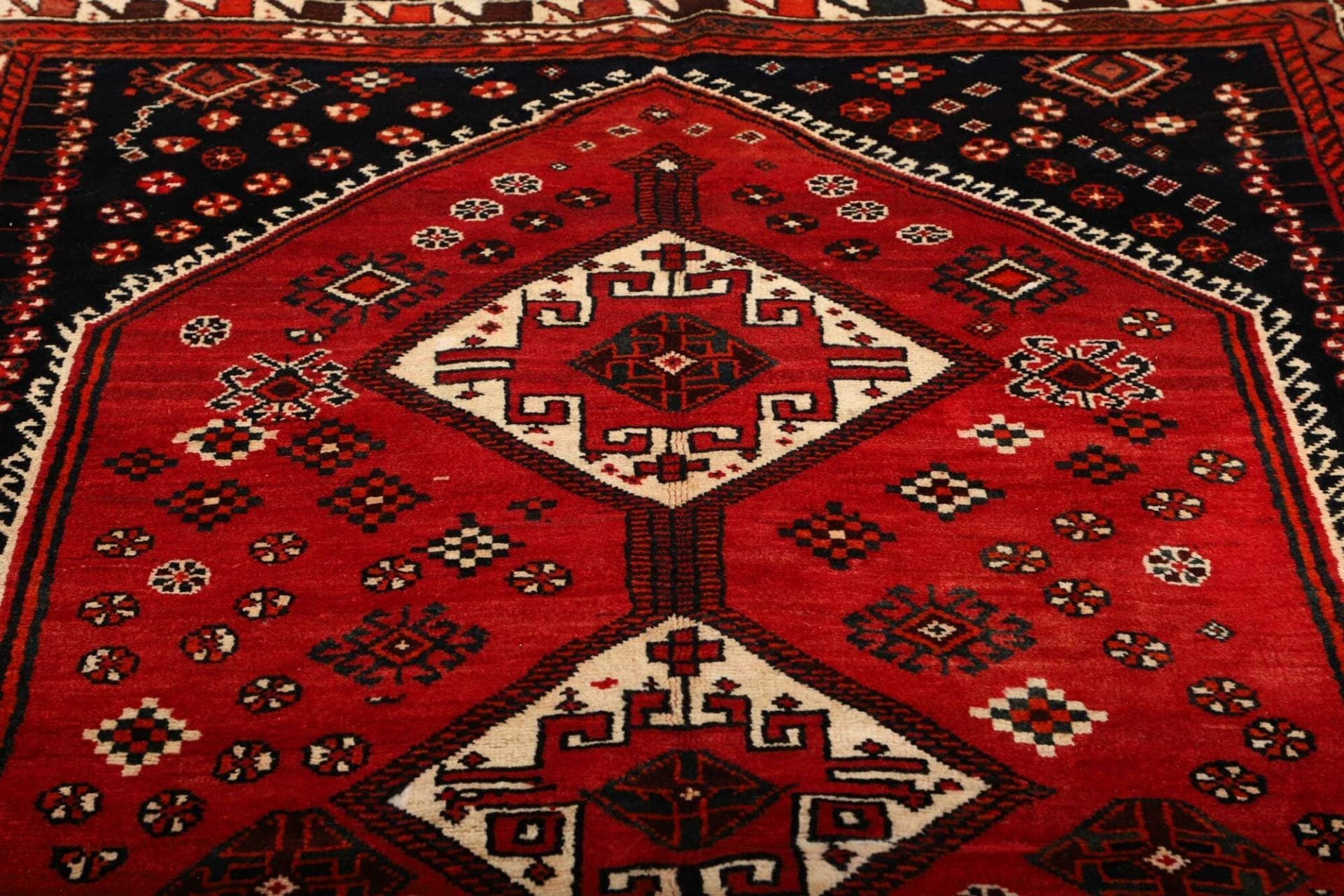 Shiraz Perserteppich 163 × 279 cm aus Wolle, handgeknüpft