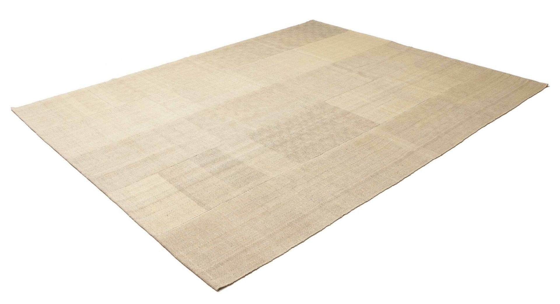 Kelim Perserteppich aus Iran, 213 × 262 cm