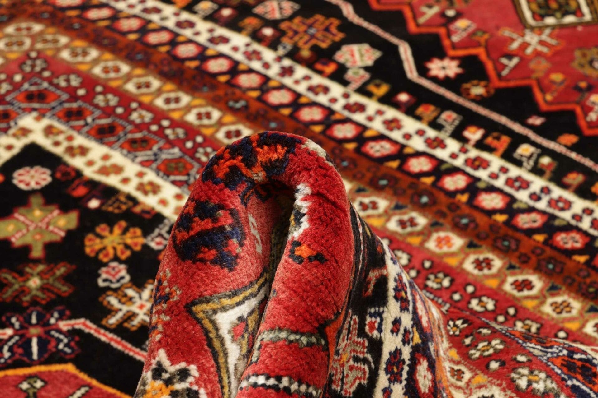 shiraz-teppich-183-x-260-cm-wolle-geometrisches-muster-handgeknupft-8 Handgeknüpfter Shiraz Perserteppich 183 × 260 cm