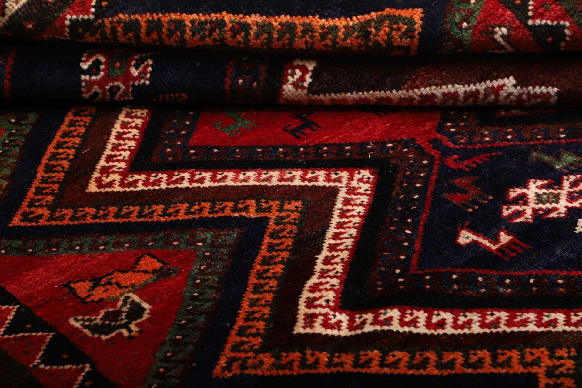 Shiraz Perserteppich aus Iran, 180 × 263 cm