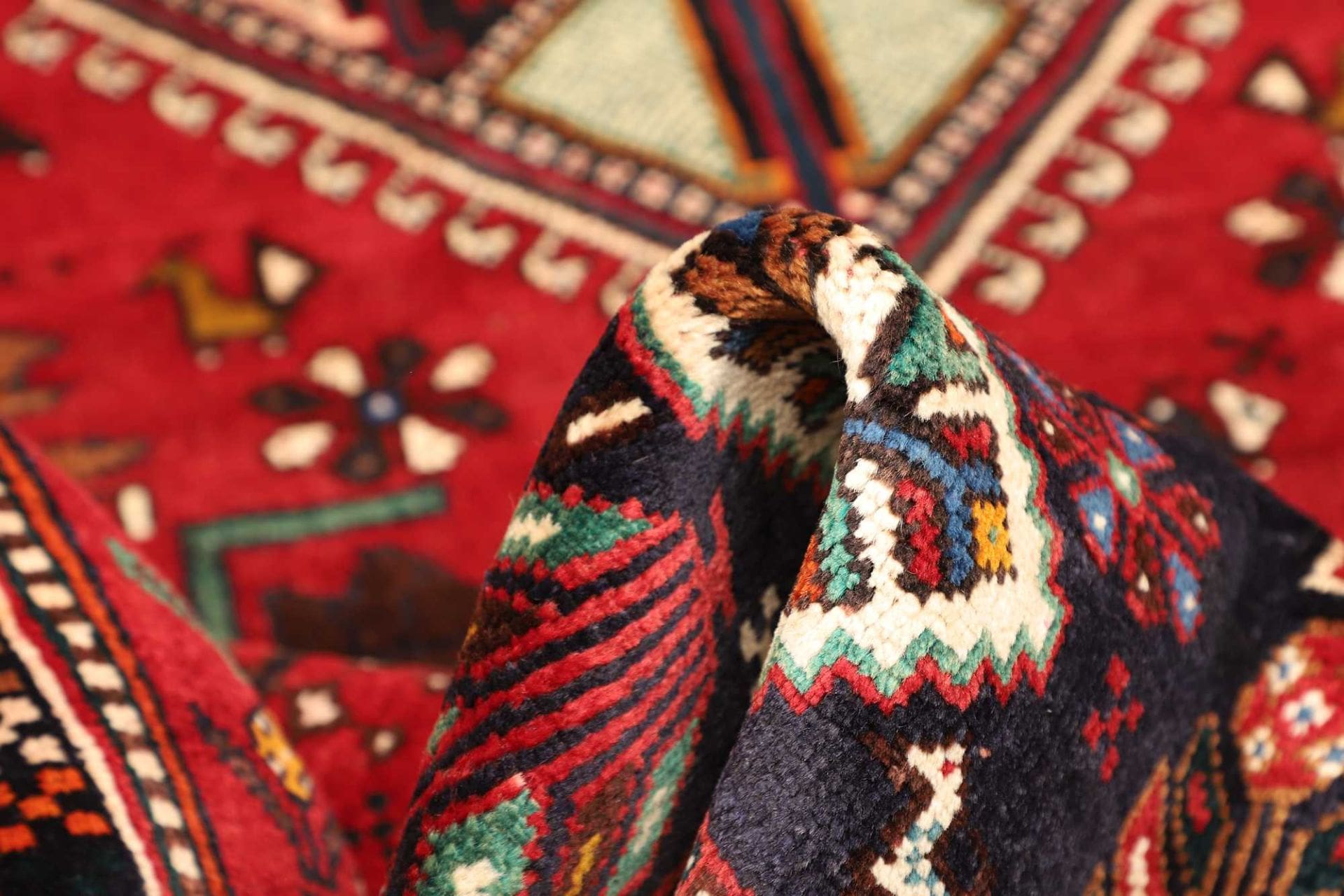 shiraz-teppich-178-x-260-cm-handgeknupft-aus-schurwolle-8 Handgeknüpfter Shiraz Perserteppich 178 × 260 cm
