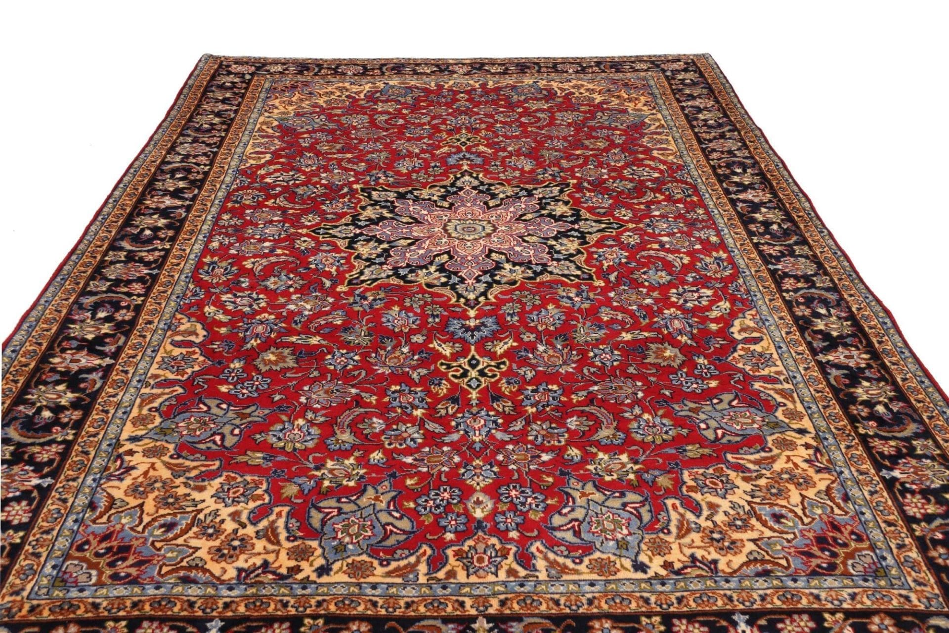 Perserteppich aus Iran, 223 × 330 cm