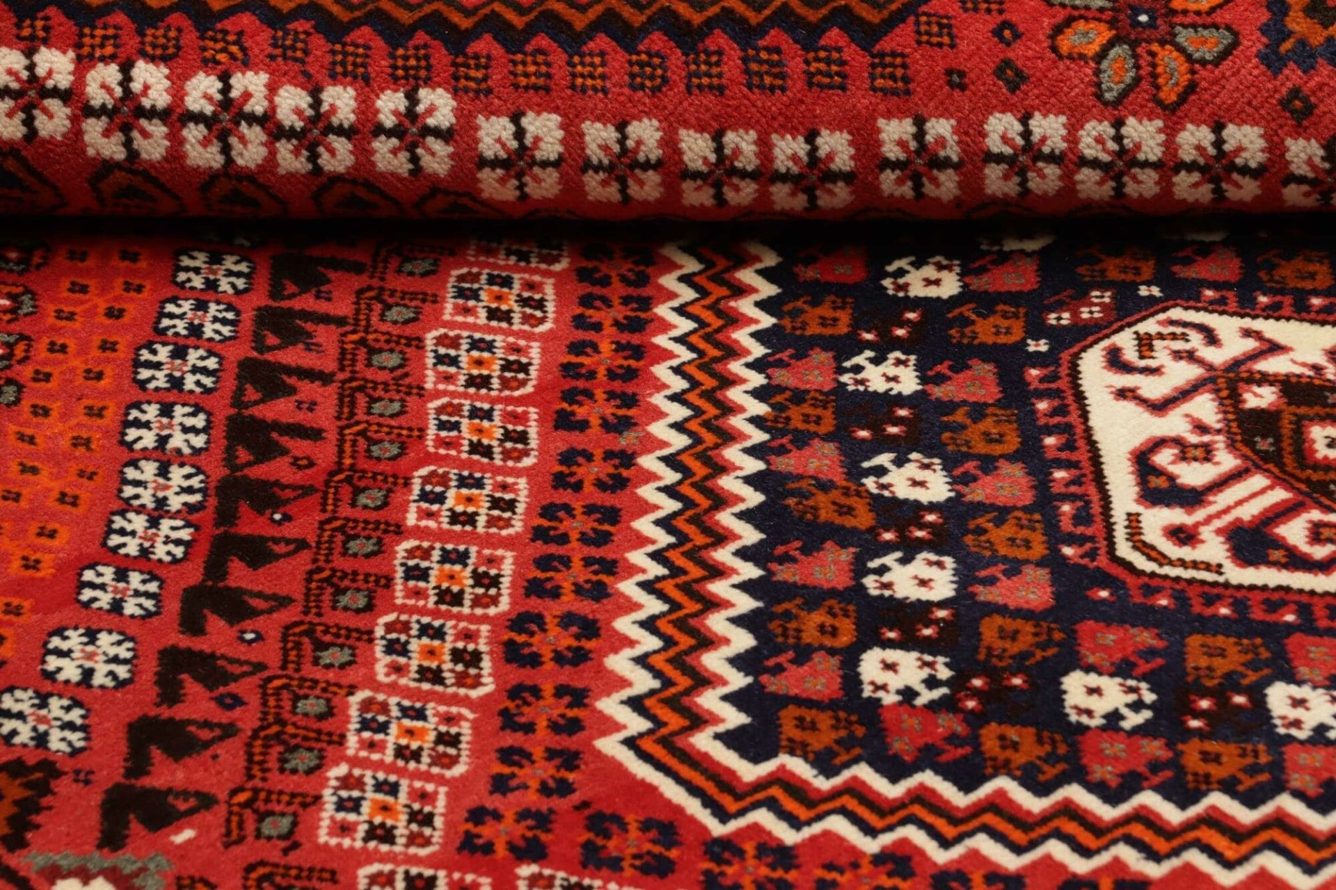 shiraz-teppich-175-x-285-cm-wolle-handgeknupft-geometrisches-muster-9 Shiraz Perserteppich aus Iran, 175 × 285 cm