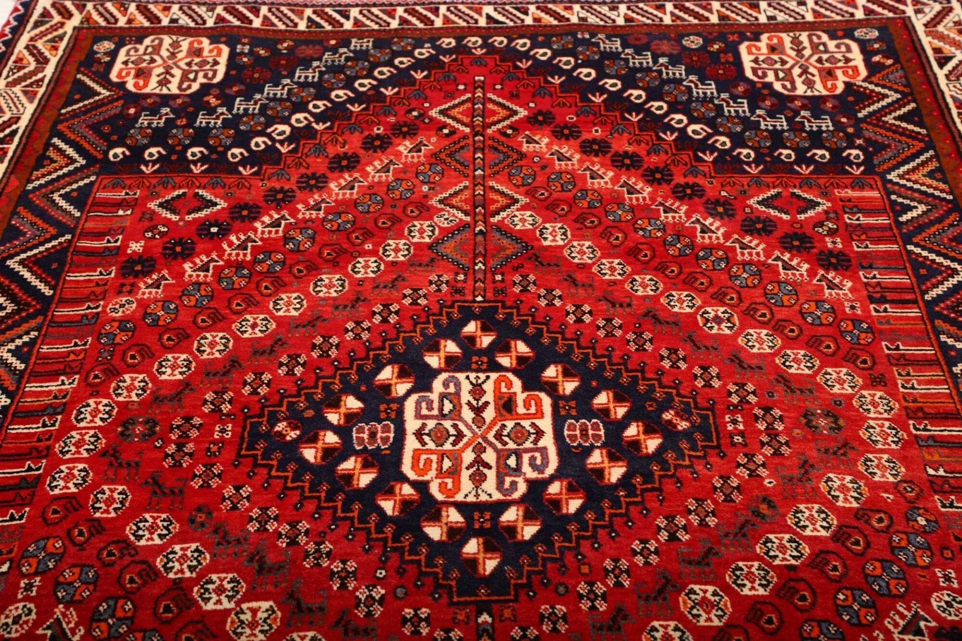 Shiraz Perserteppich aus Iran, 173 × 280 cm