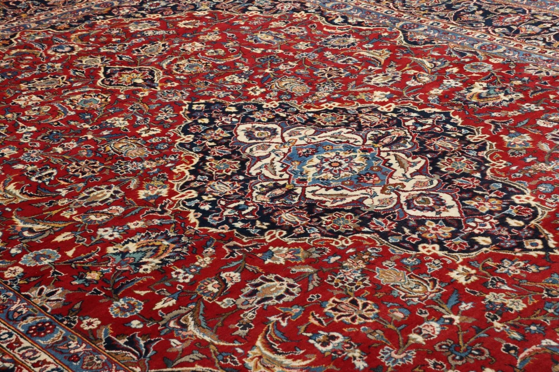 Handgeknüpfter Kashan Perserteppich, 258 × 380 cm, Wolle