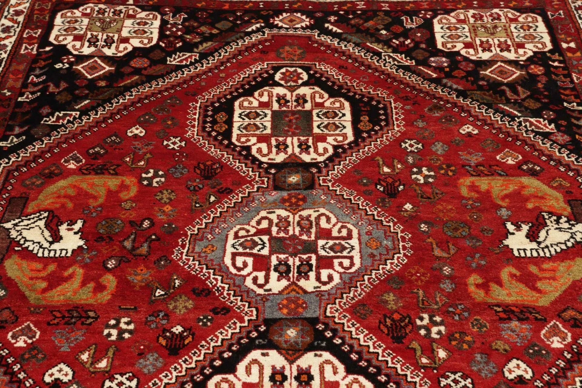 Handgeknüpfter Shiraz Perserteppich 185 × 270 cm