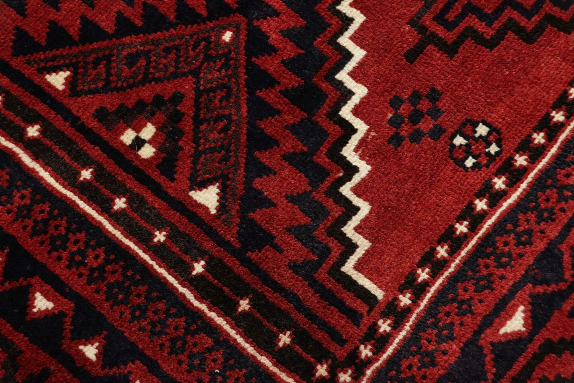 lori-orientteppich-240-x-290cm-geometrisches-muster-handgeknupft-5 Loribaft Perserteppich aus Iran, 240 × 290 cm
