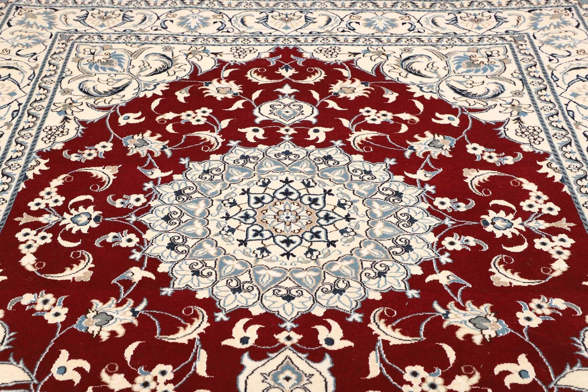 Nain Perserteppich 203 × 250 cm aus Wolle, handgeknüpft