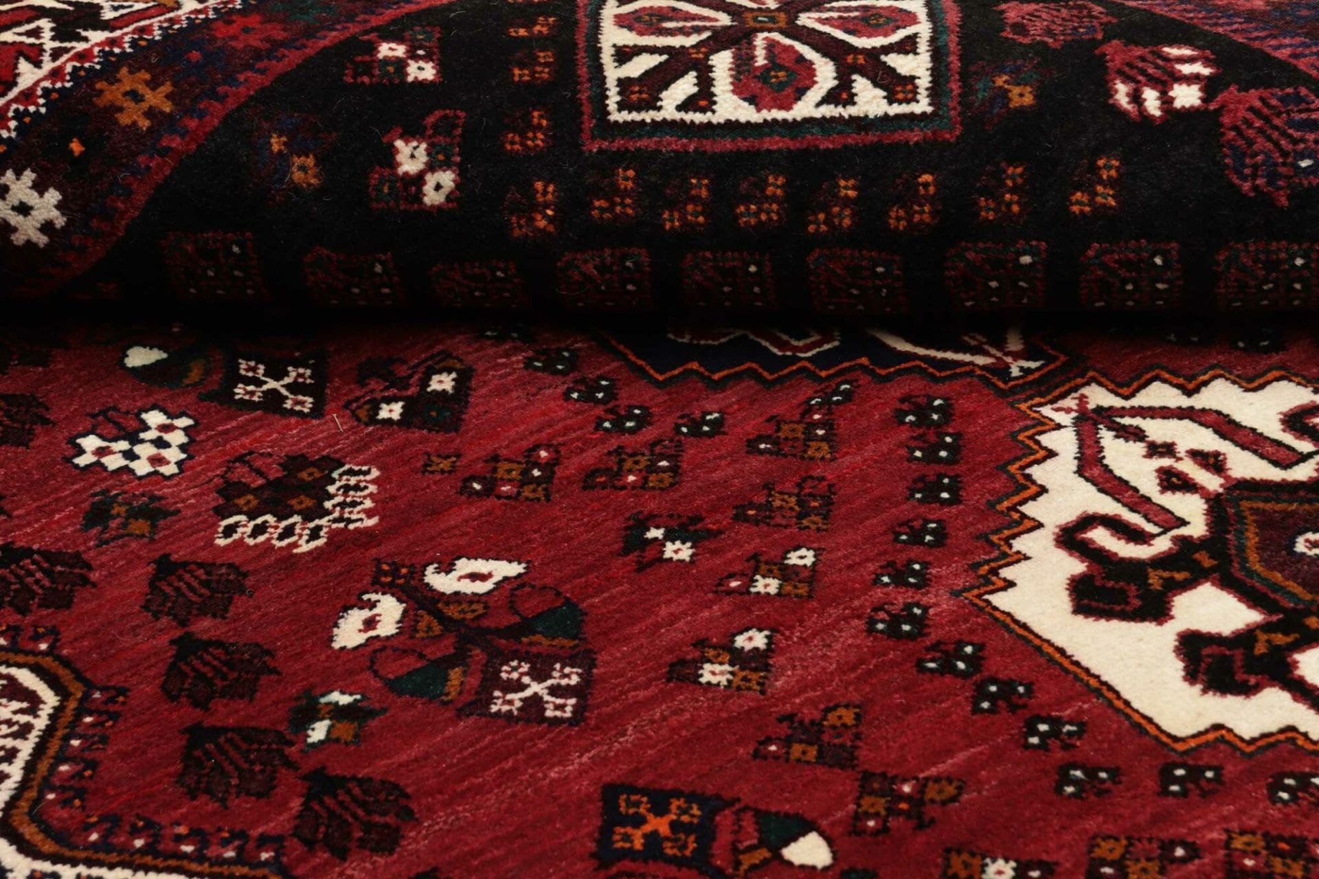 Shiraz Perserteppich 183 × 268 cm aus Wolle, handgeknüpft