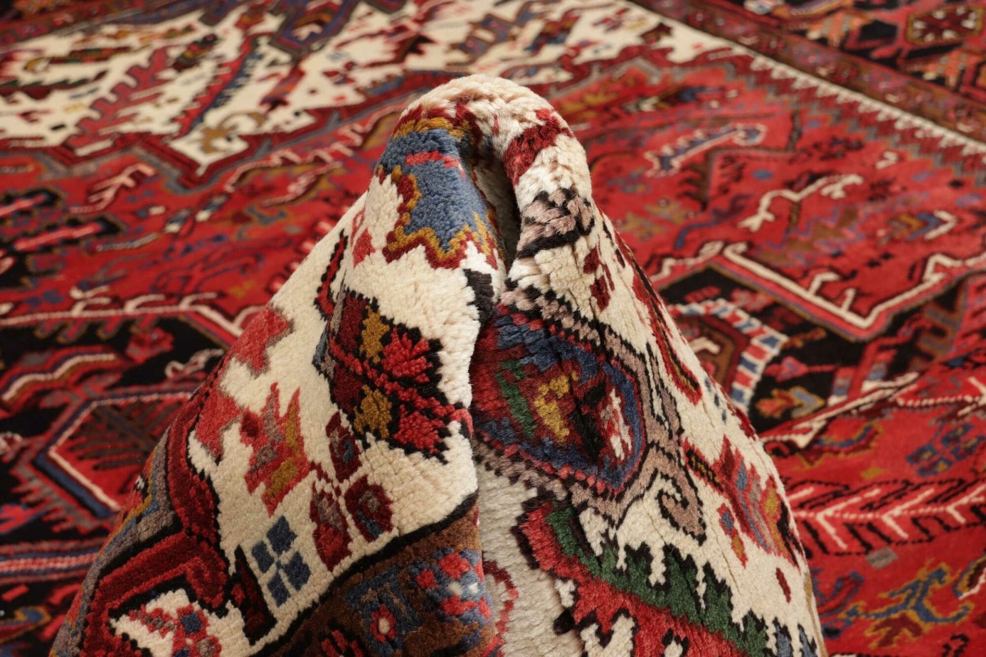 Heriz Perserteppich aus Iran, 281 × 340 cm