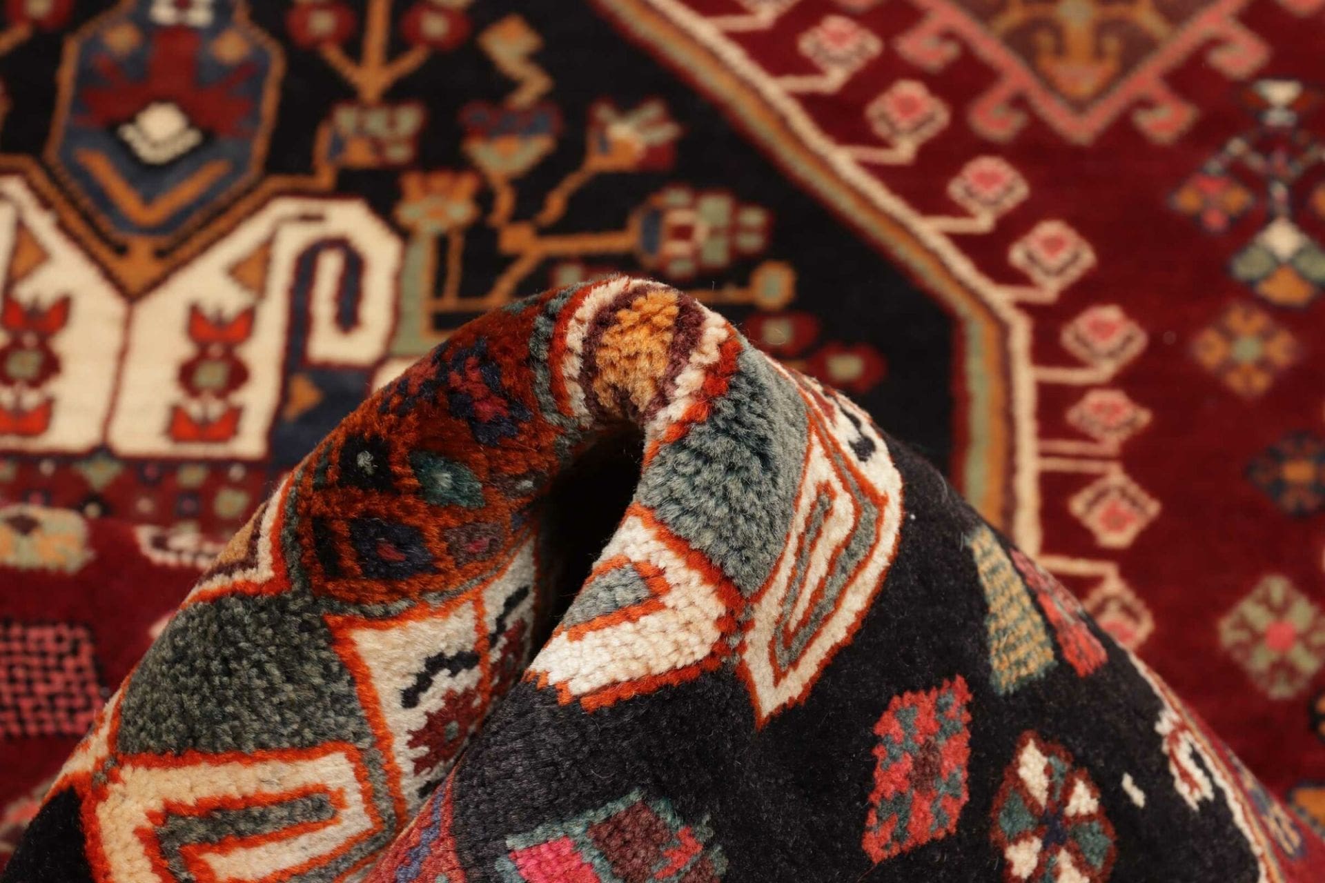 Qashqai Perserteppich aus Iran, 173 × 278 cm