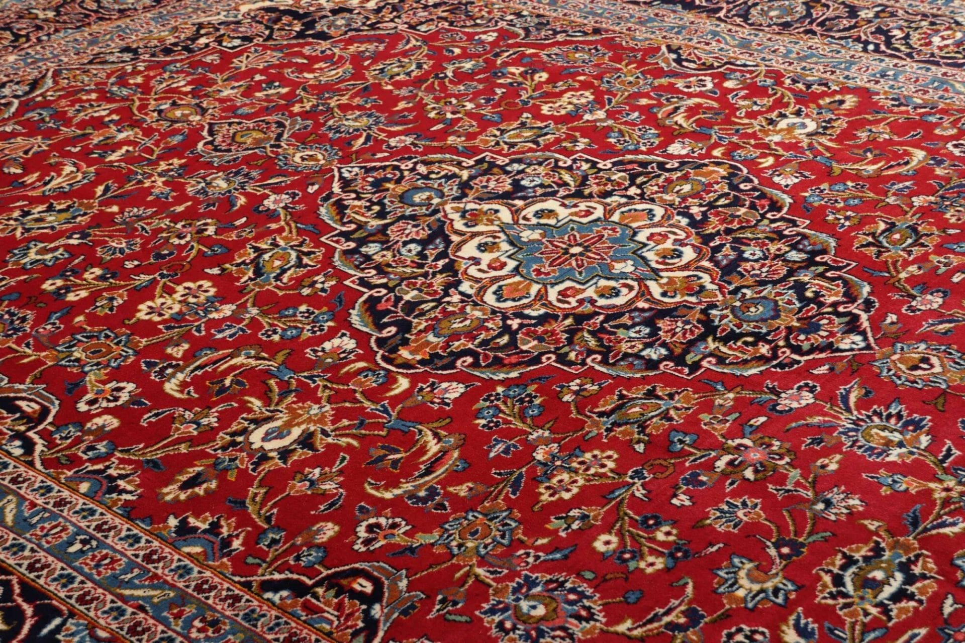 orientteppich-kashan-257-x-378cm-handgeknupft-perserteppich-7 Kashan Perserteppich 257 × 378 cm aus Wolle, handgeknüpft