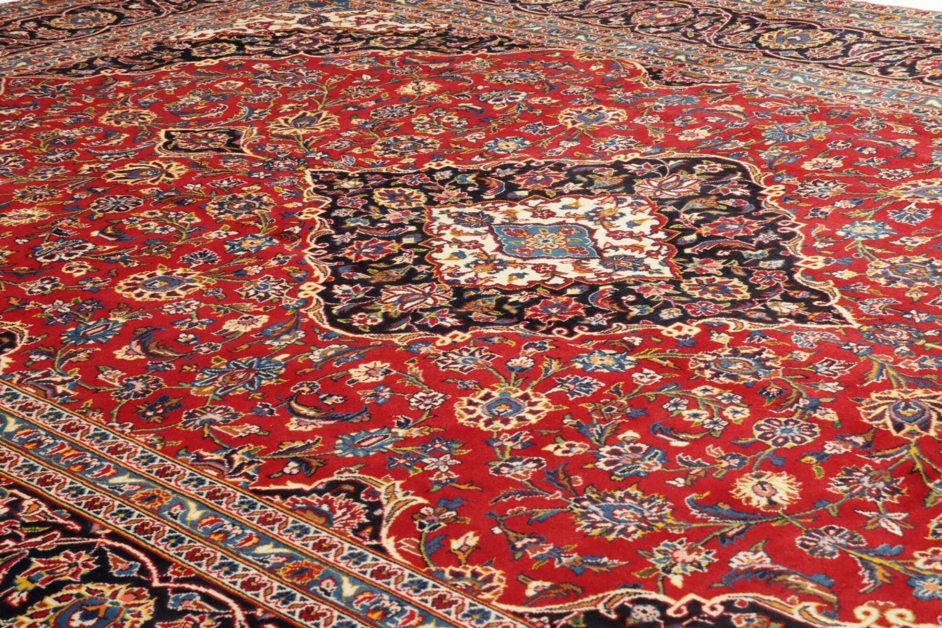 Handgeknüpfter Kashan Perserteppich 276 × 385 cm