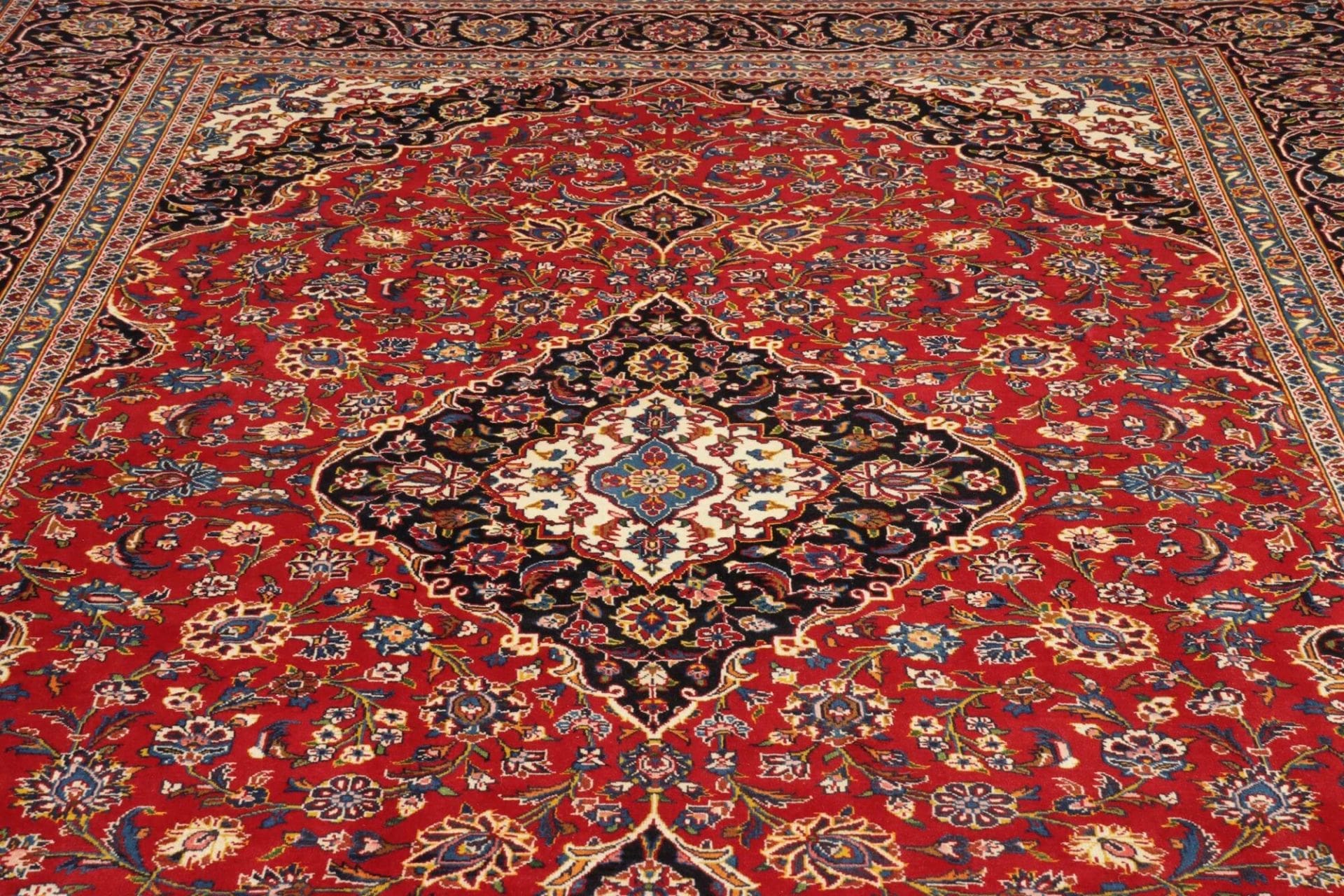 Handgeknüpfter Kashan Perserteppich 276 × 385 cm