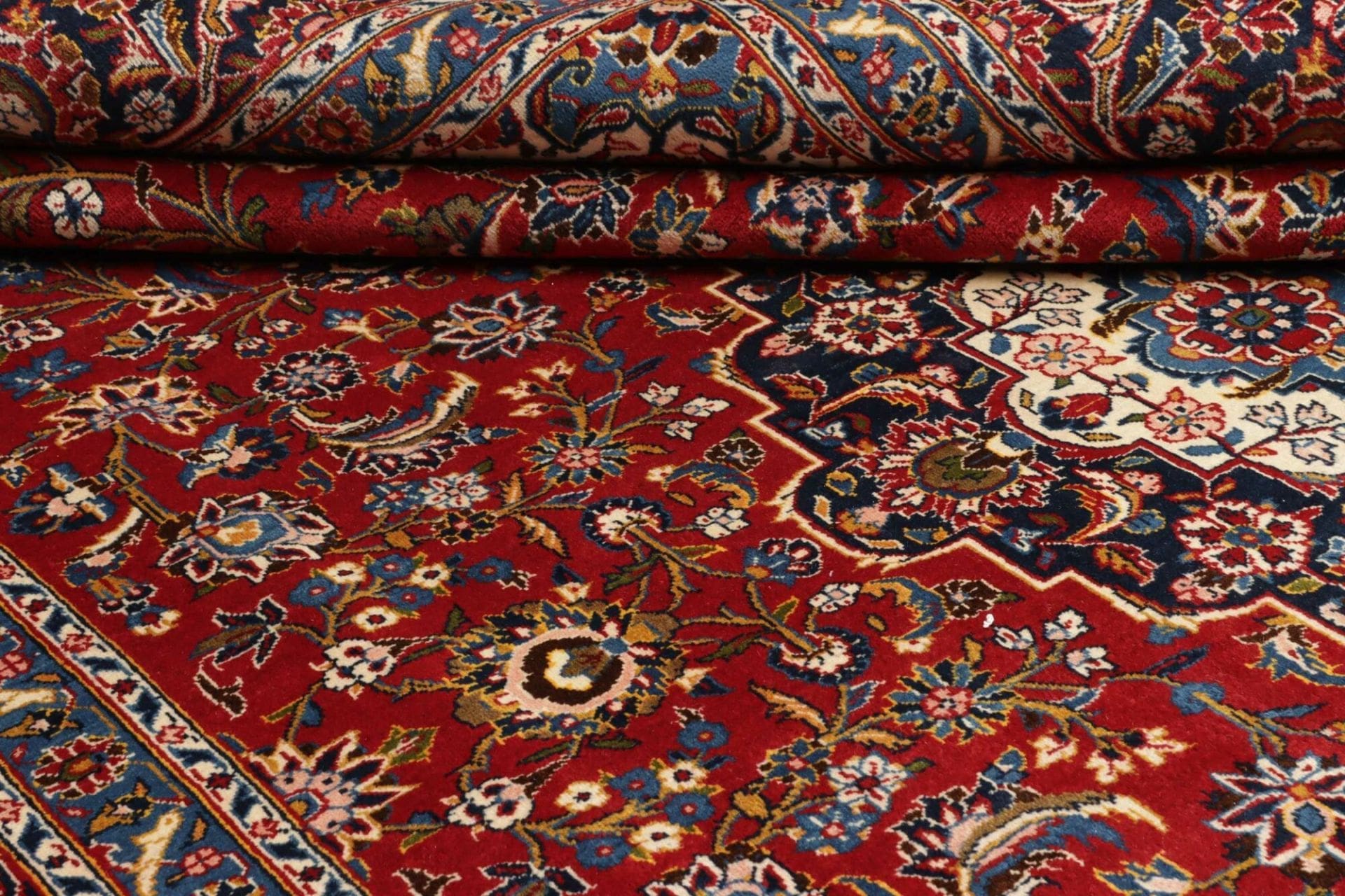 Kashan Perserteppich 271 × 396 cm aus Wolle, handgeknüpft