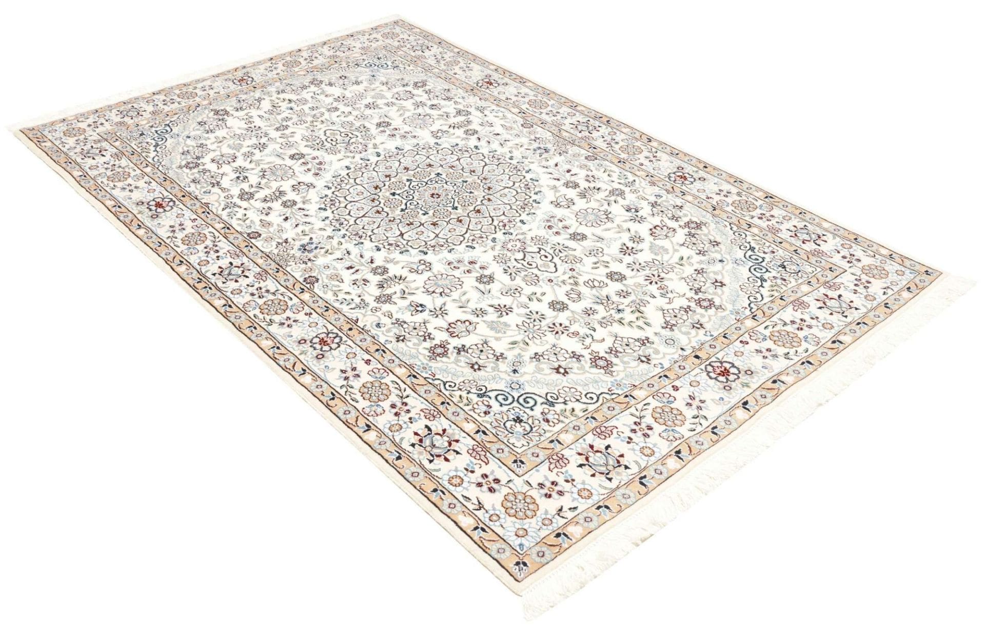 Handgeknüpfter Nain Perserteppich 137 × 210 cm