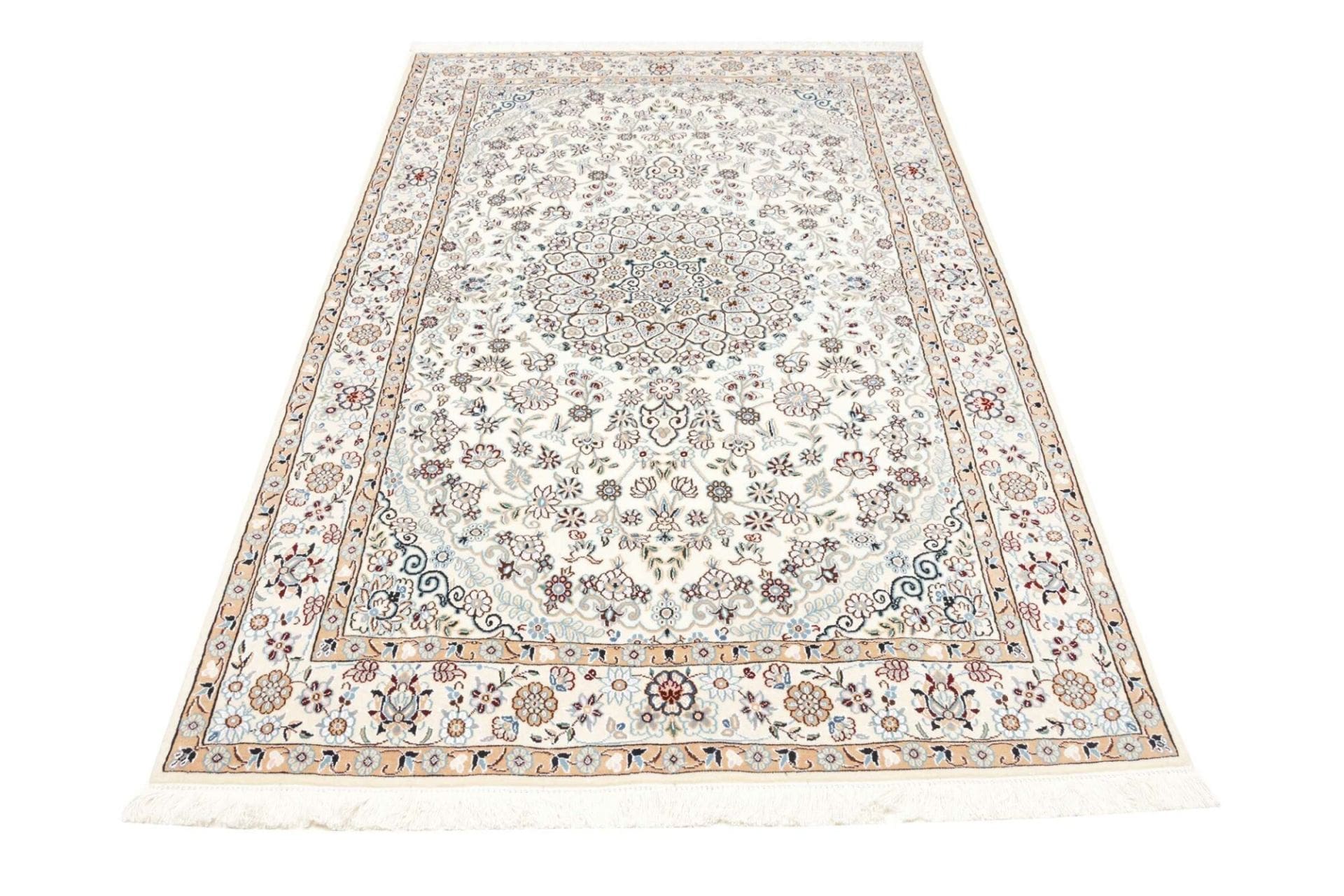 Handgeknüpfter Nain Perserteppich 137 × 210 cm