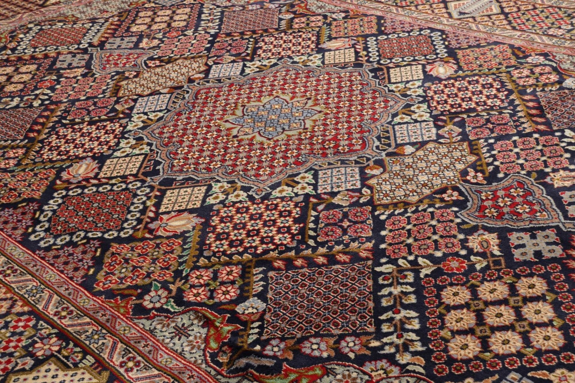 Handgeknüpfter Perserteppich, 308 × 430 cm, Wolle