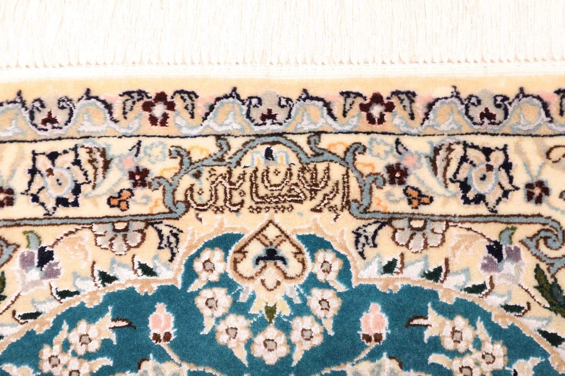 Nain Perserteppich aus Iran, 84 × 120 cm
