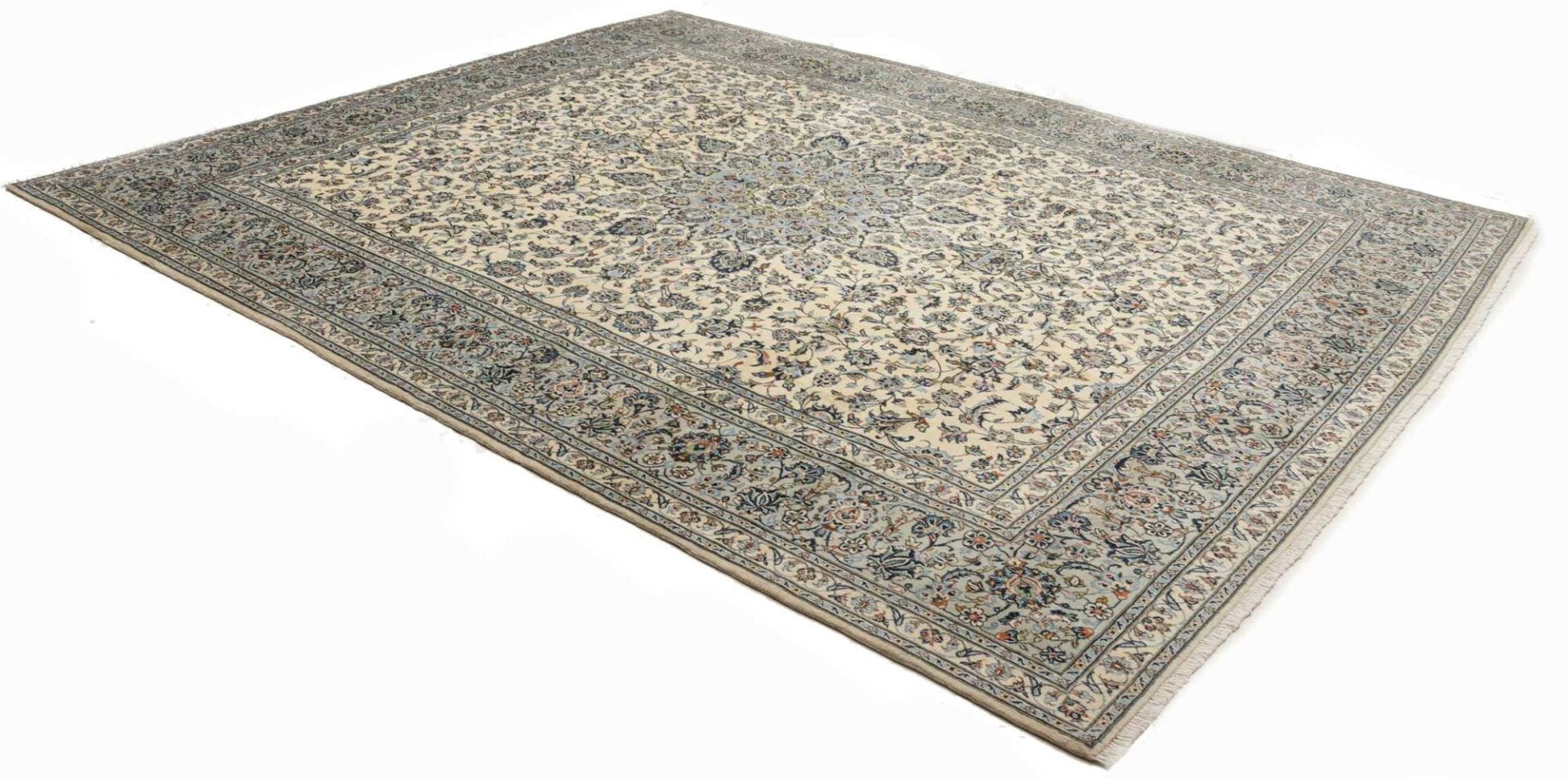 Handgeknüpfter Kashan Perserteppich 295 × 360 cm