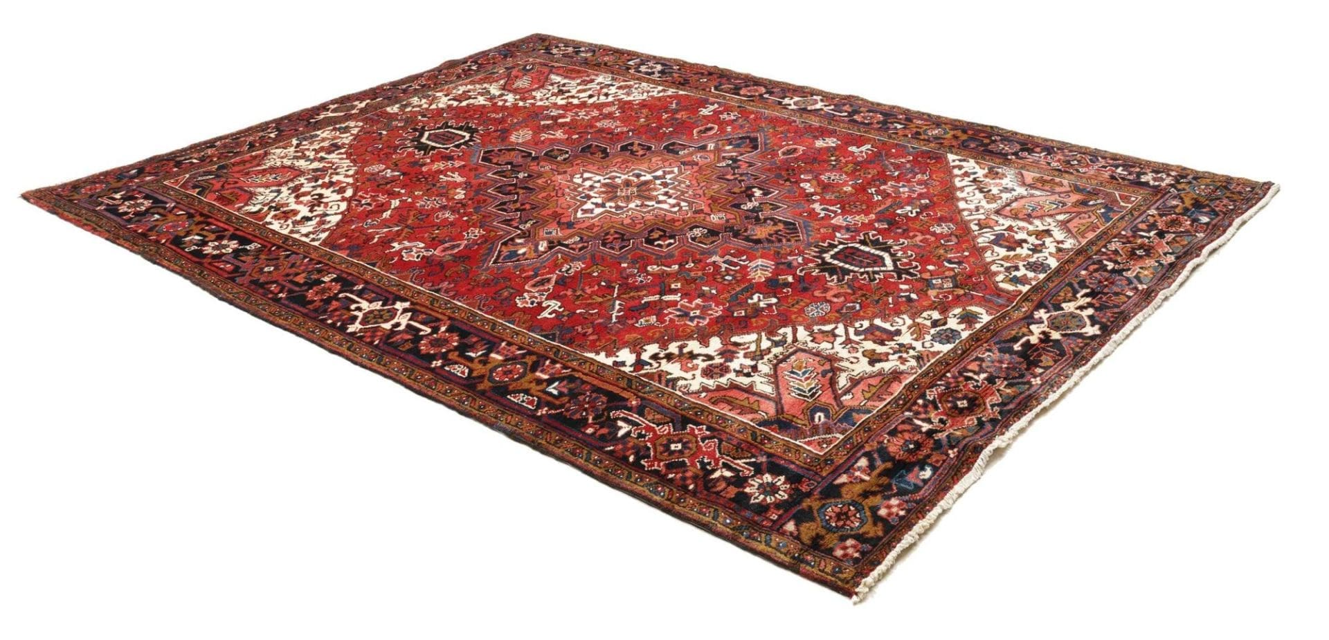 Handgeknüpfter Heriz Perserteppich 233 × 300 cm