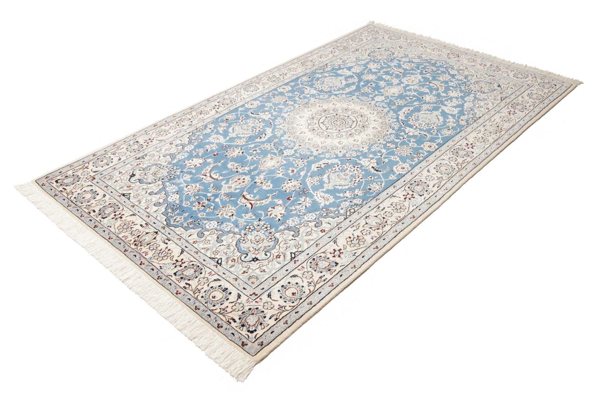 Nain Perserteppich aus Iran, 138 × 227 cm