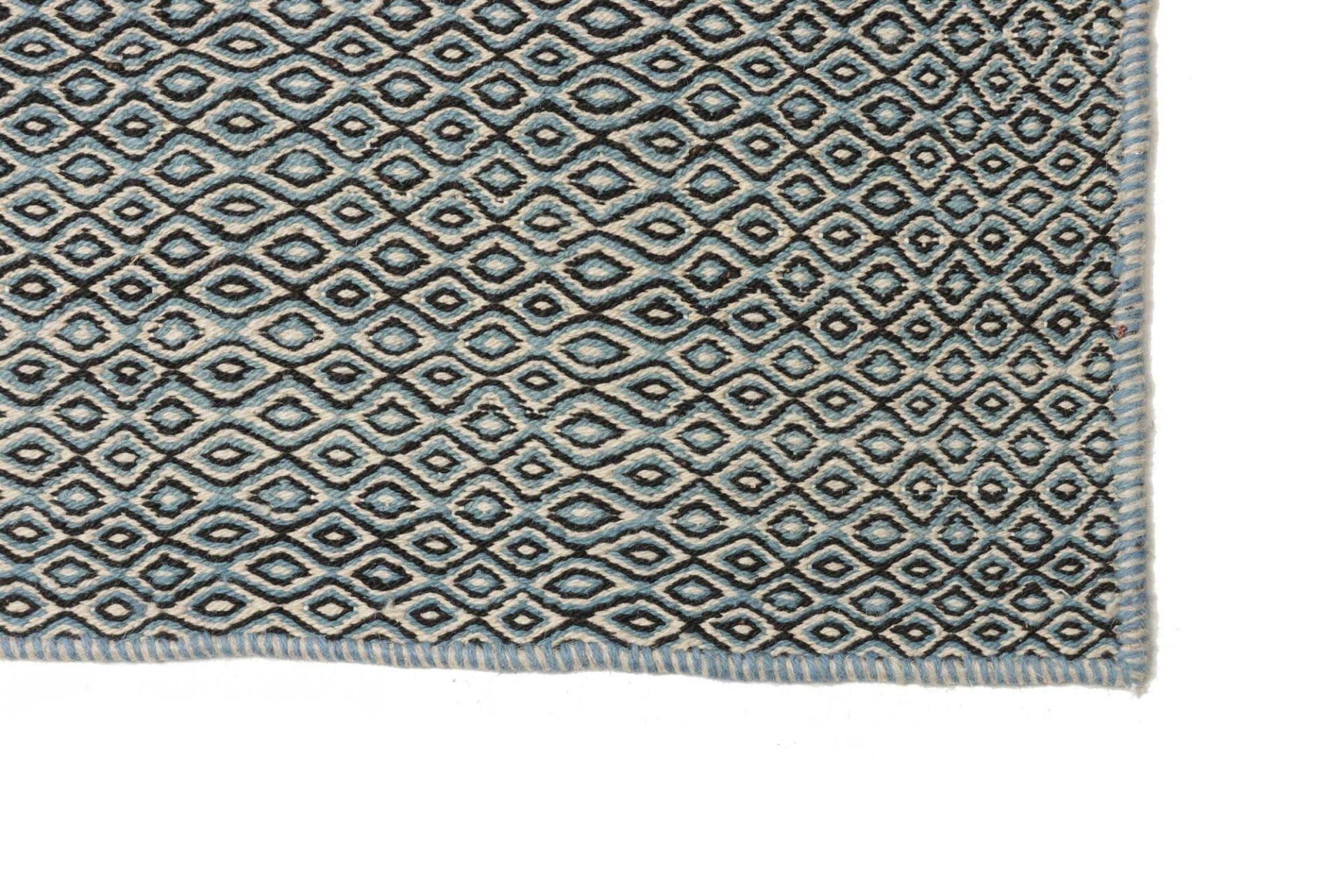 Kelim Perserteppich aus Iran, 250 × 312 cm
