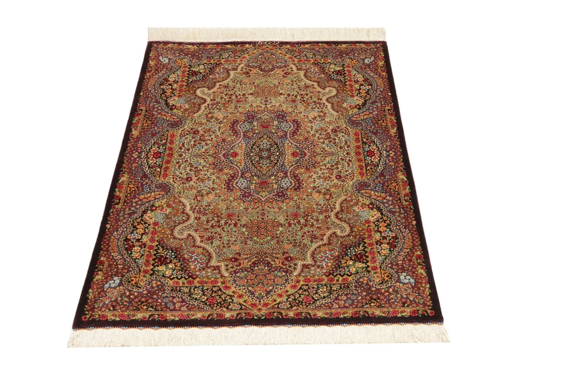 Ghom Perserteppich aus Iran, 83 × 121 cm