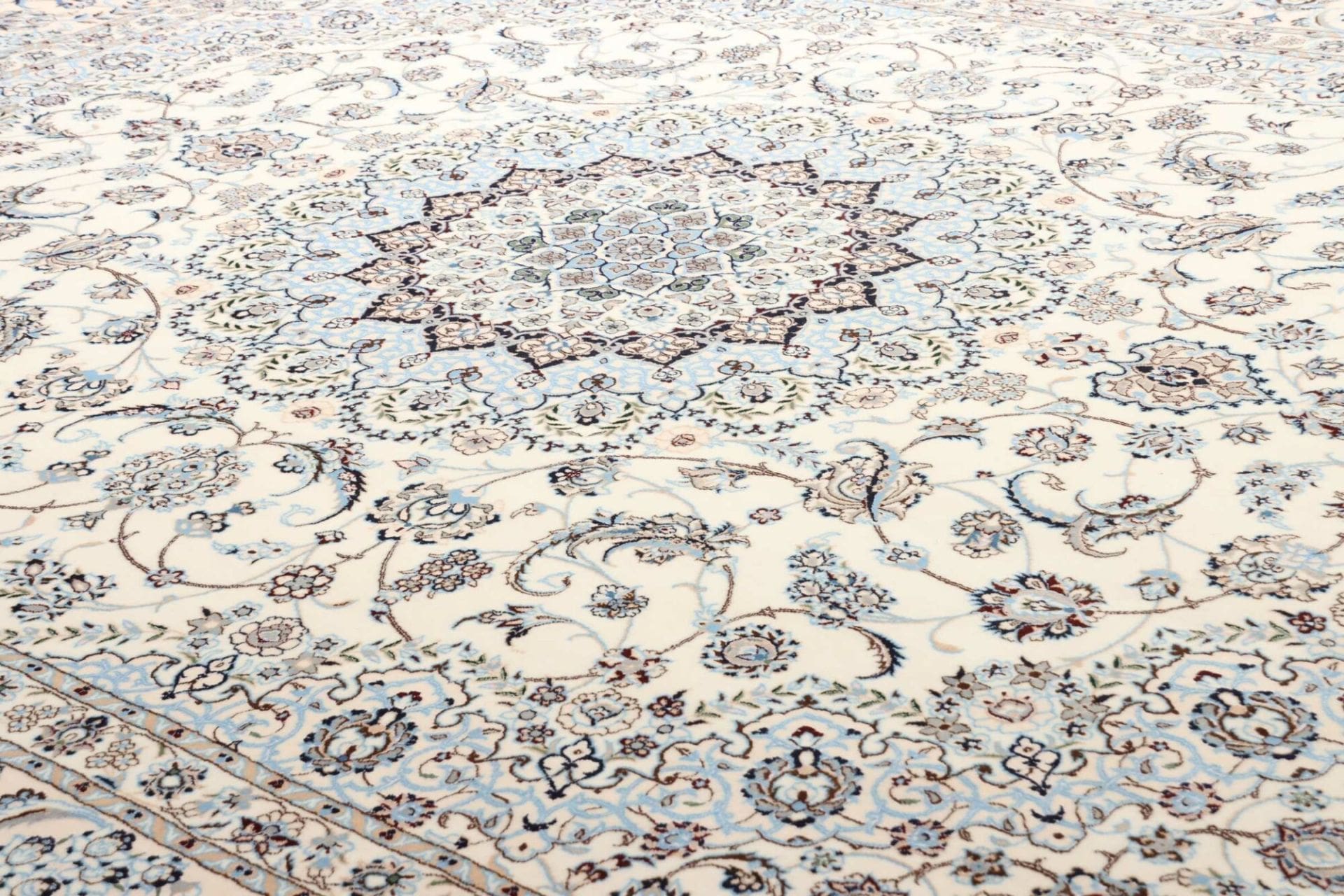 Handgeknüpfter Nain Perserteppich, 259 × 312 cm, Wolle