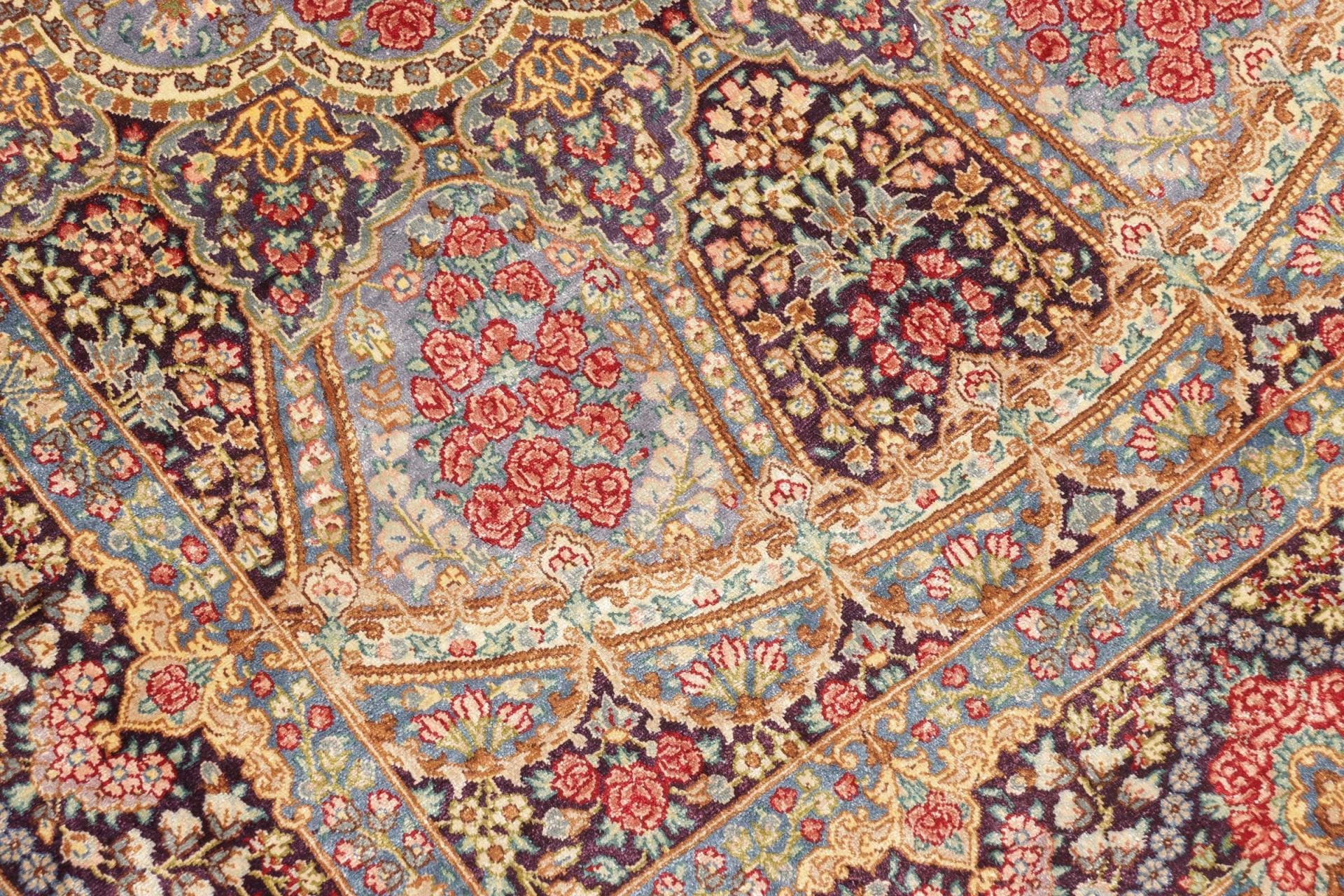 Ghom Perserteppich aus Iran, 84 × 123 cm