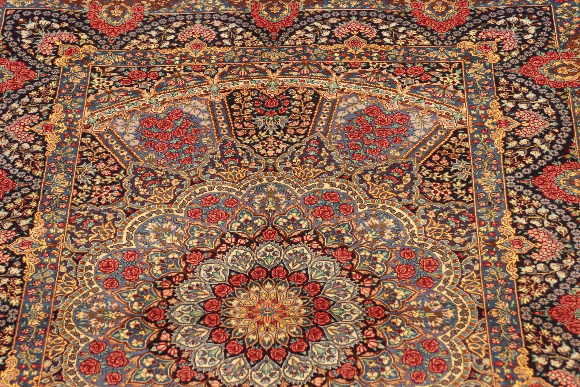 Ghom Perserteppich aus Iran, 84 × 123 cm