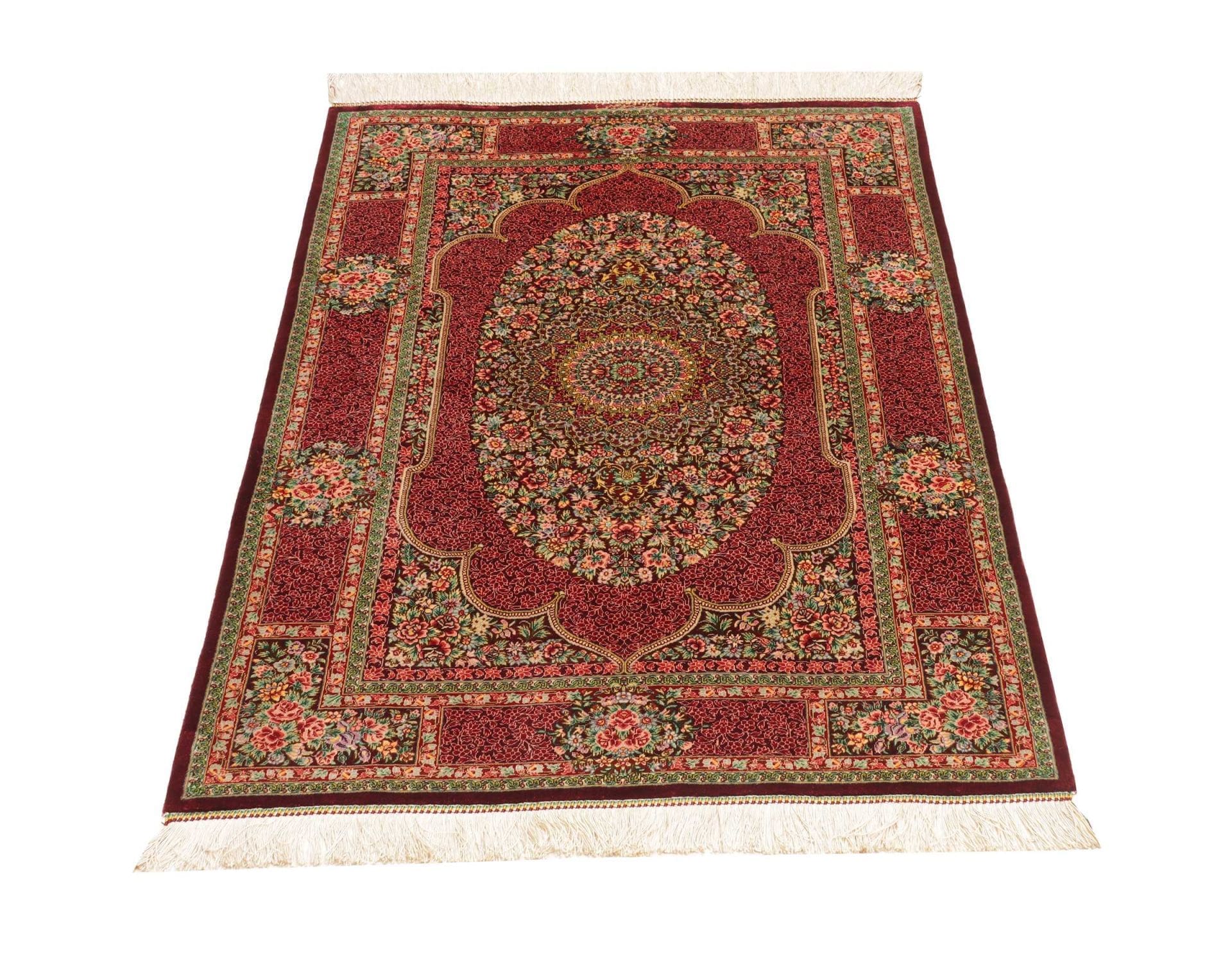 Ghom Perserteppich aus Iran, 84 × 118 cm