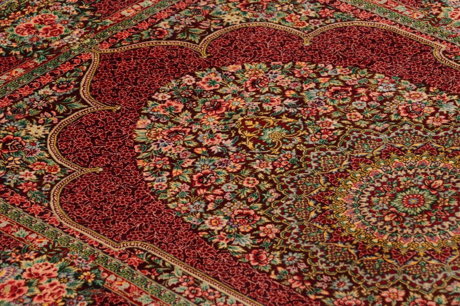 Ghom Perserteppich aus Iran, 84 × 118 cm