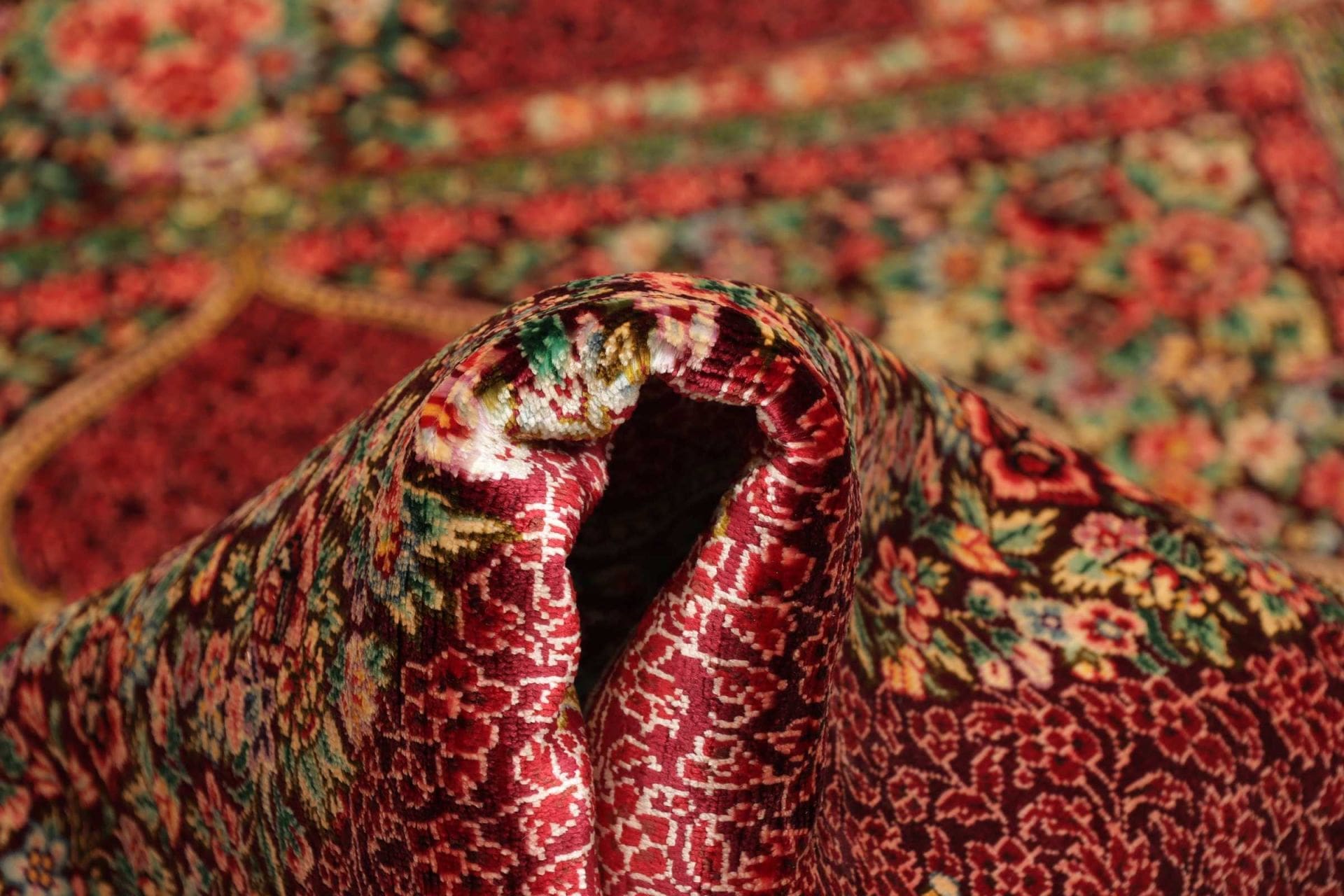 Ghom Perserteppich aus Iran, 84 × 118 cm