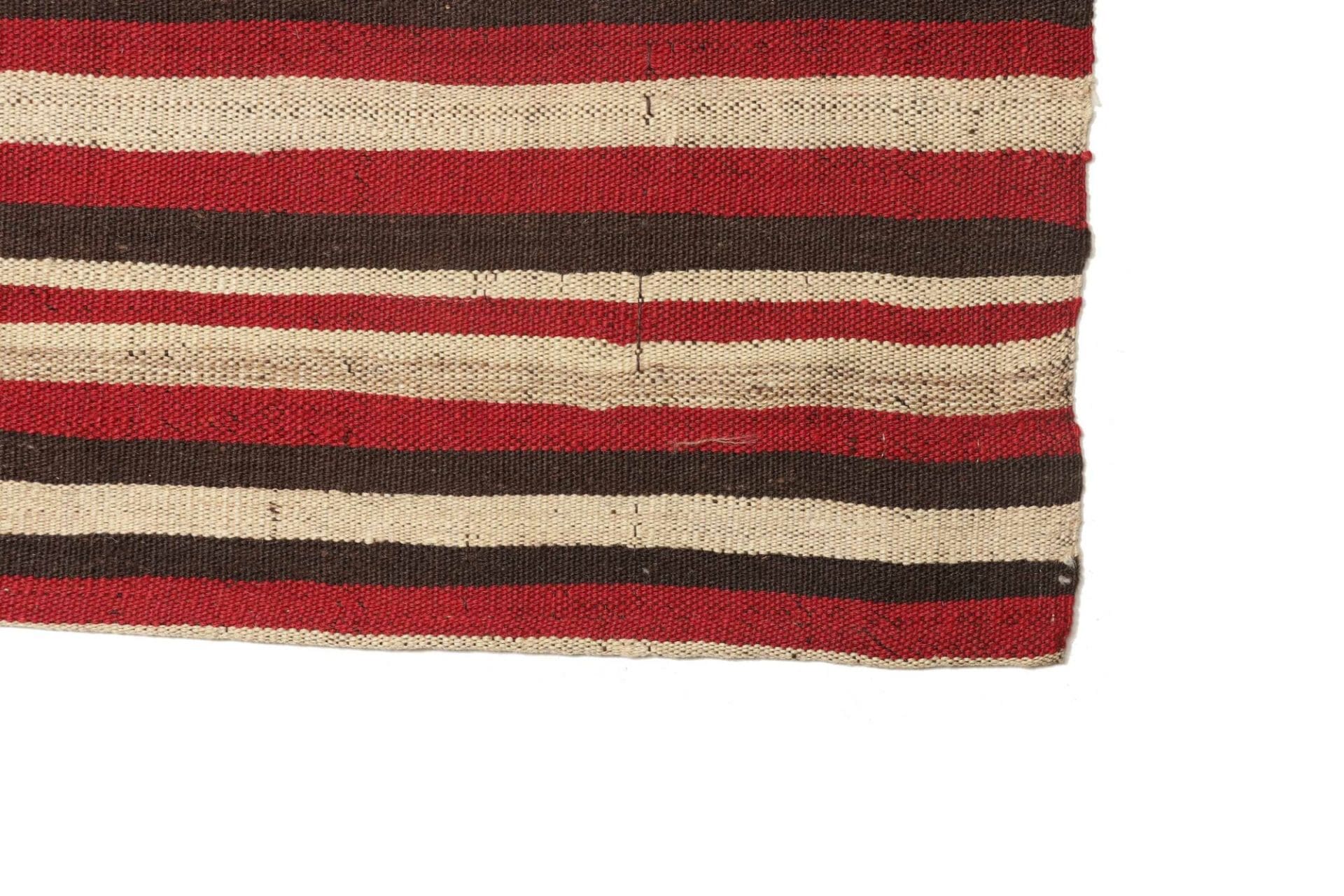 kelim-mazandra-266-x-382-cm-handgewebt-rustikales-flair-3 Kelim Perserteppich aus Iran, 266 × 382 cm