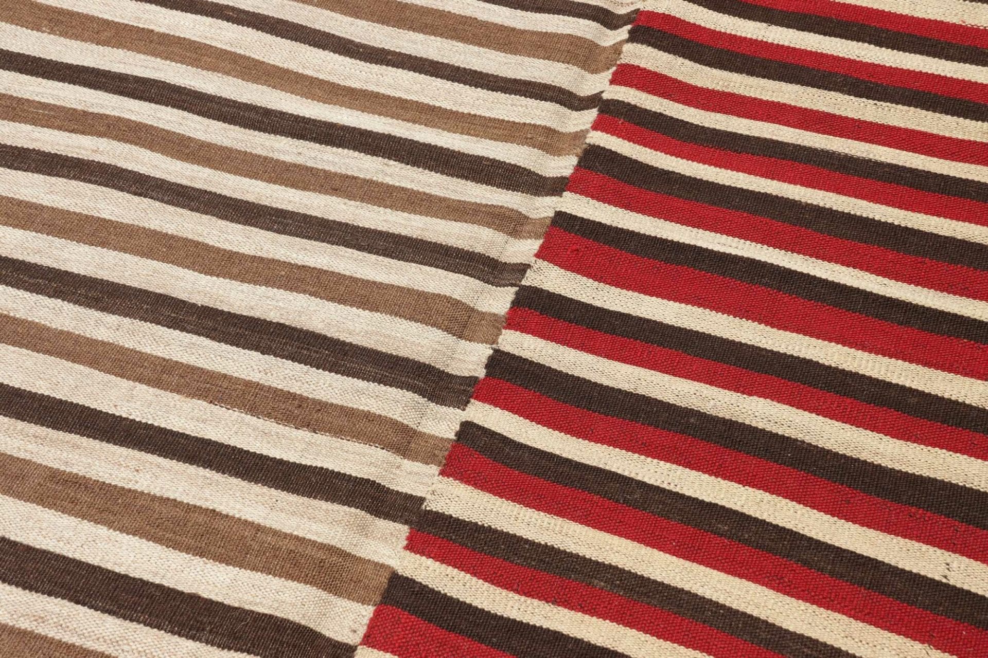 kelim-mazandra-266-x-382-cm-handgewebt-rustikales-flair-4 Kelim Perserteppich aus Iran, 266 × 382 cm