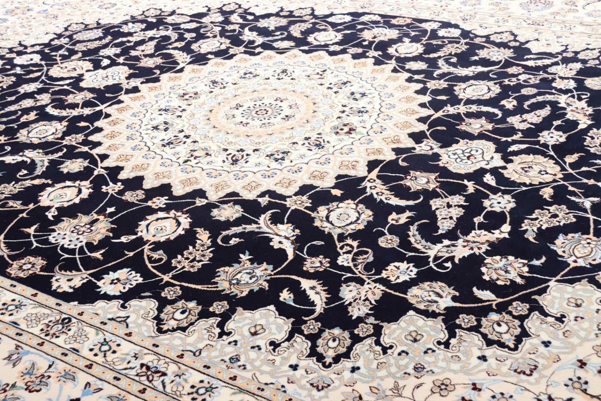 Handgeknüpfter Nain Perserteppich, 262 × 316 cm, Wolle