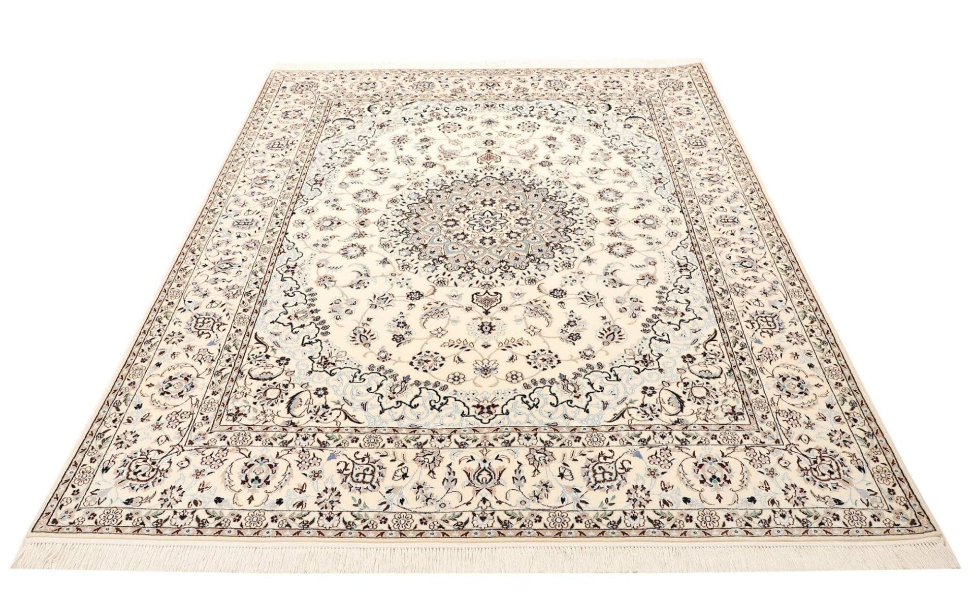 Handgeknüpfter Nain Perserteppich 165 × 210 cm