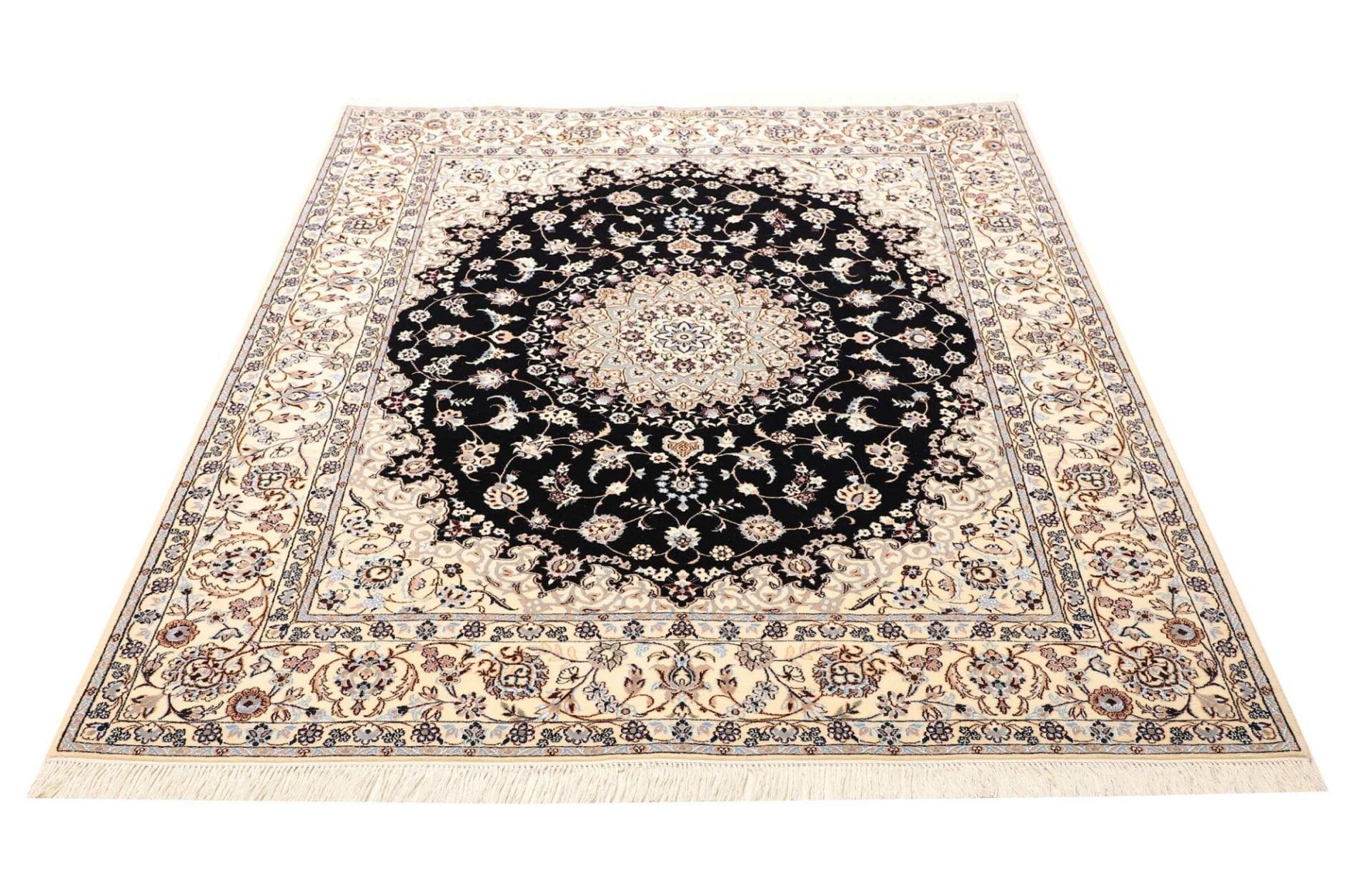Nain Perserteppich aus Iran, 163 × 202 cm