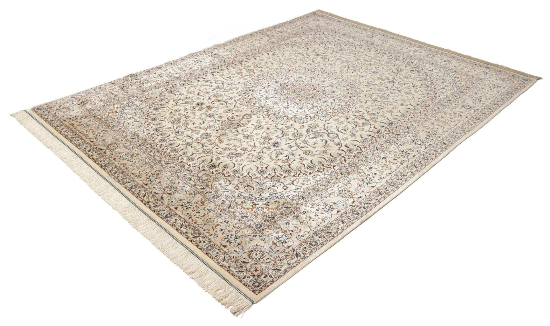 Handgeknüpfter Ghom Perserteppich, 197 × 250 cm, Seide
