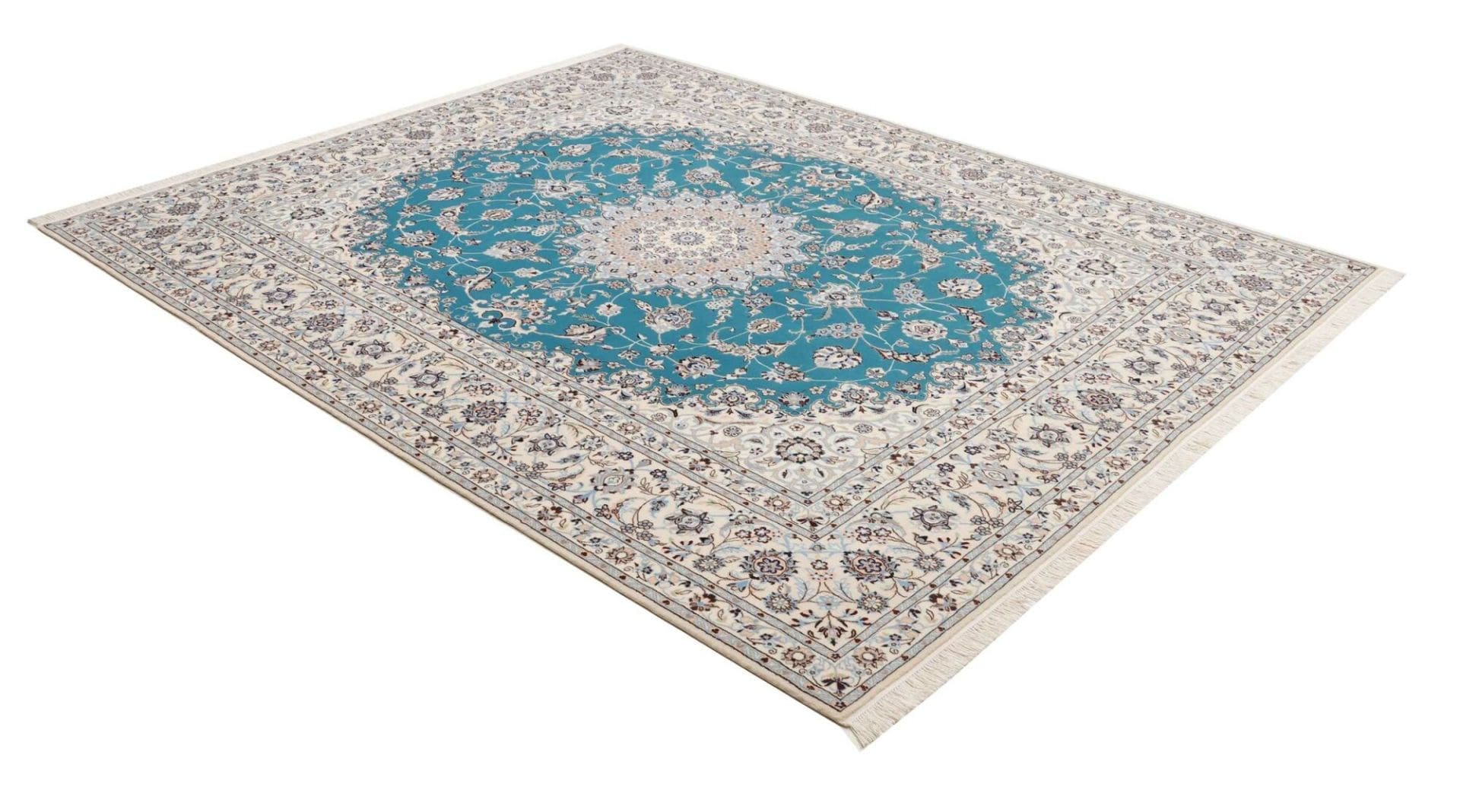 Nain Perserteppich aus Iran, 212 × 261 cm